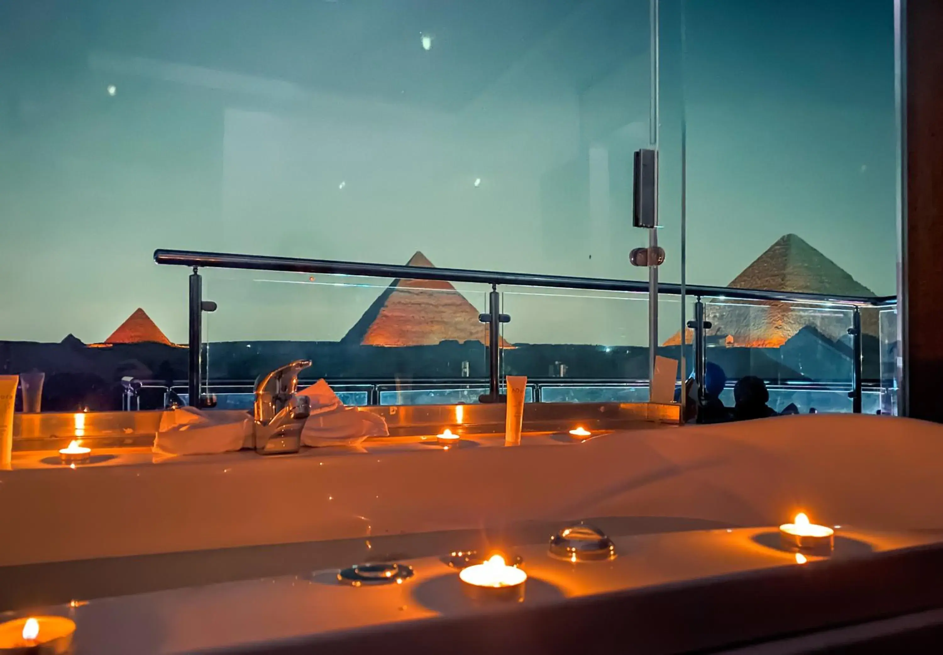 Massage in Best View Pyramids Hotel Massage in Best View Pyramids Hotel