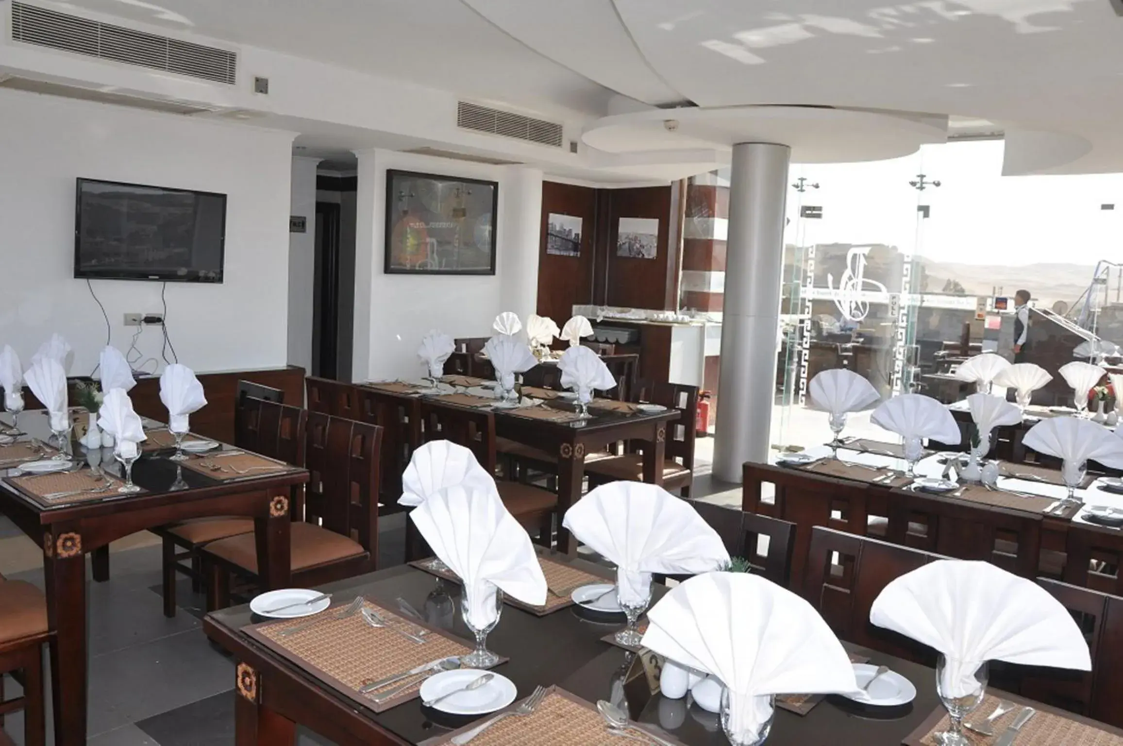 Restaurant/places to eat in Best View Pyramids Hotel Restaurant/places to eat in Best View Pyramids Hotel