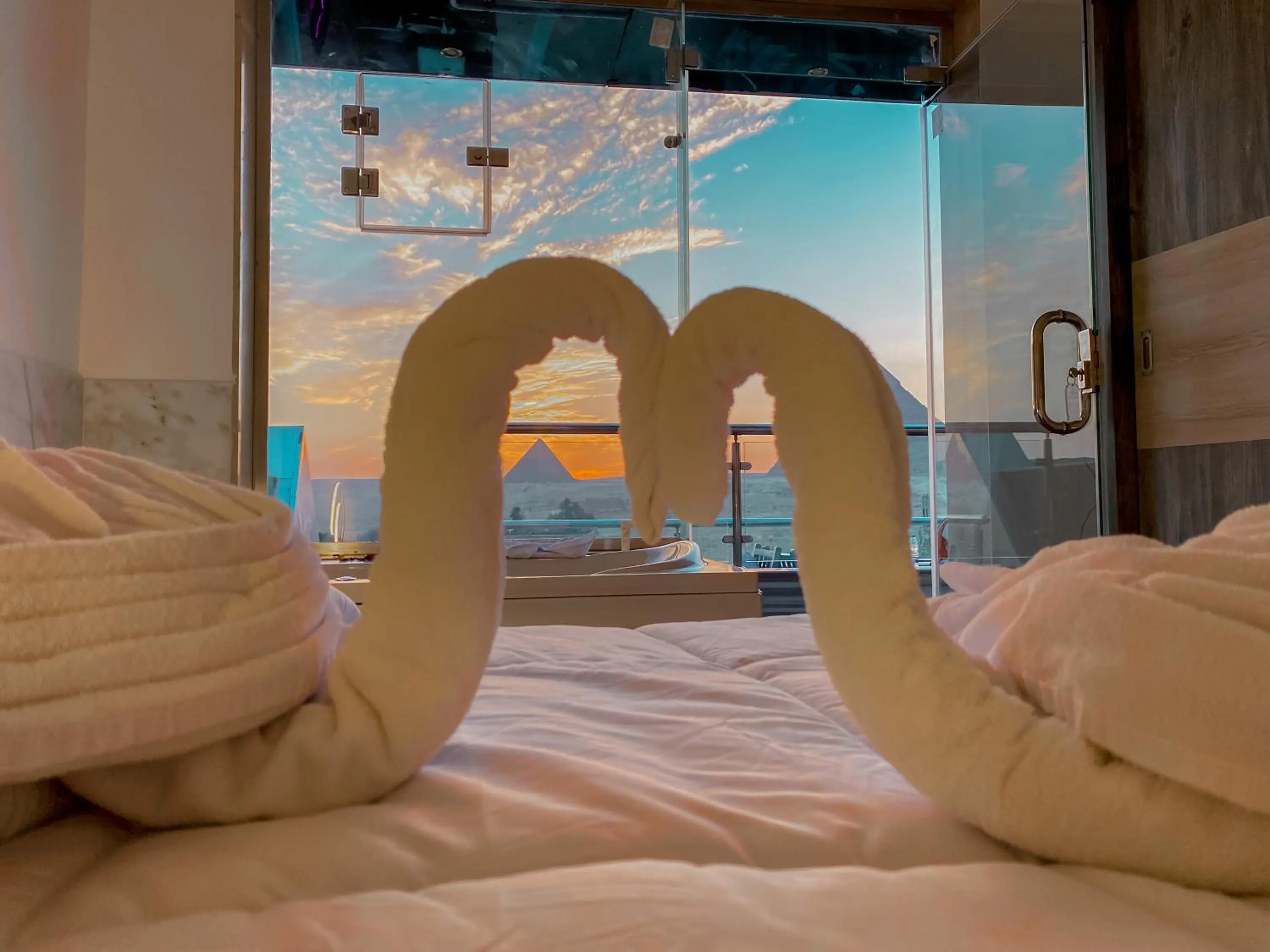 Bed in Best View Pyramids Hotel