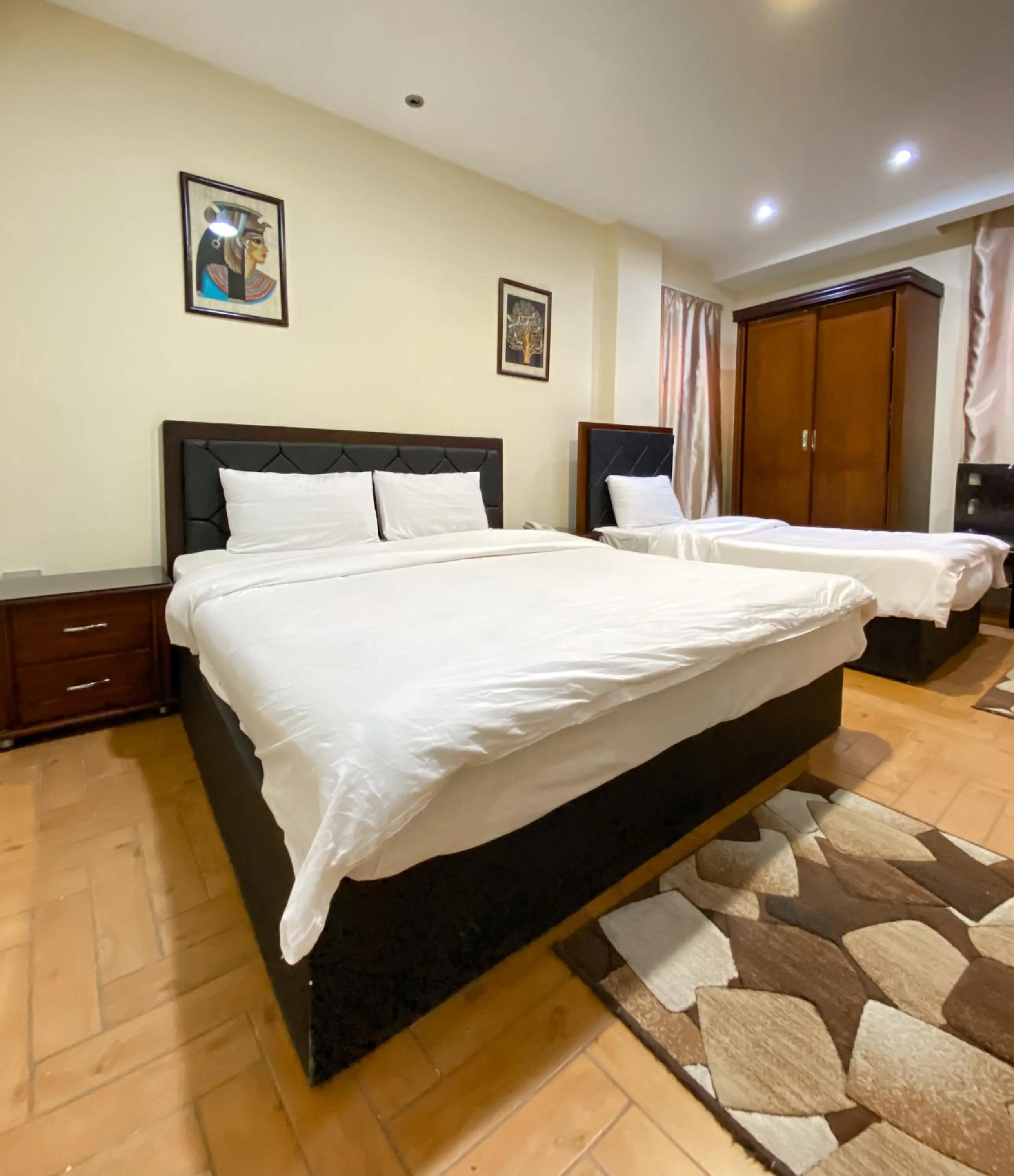 Bed in Best View Pyramids Hotel