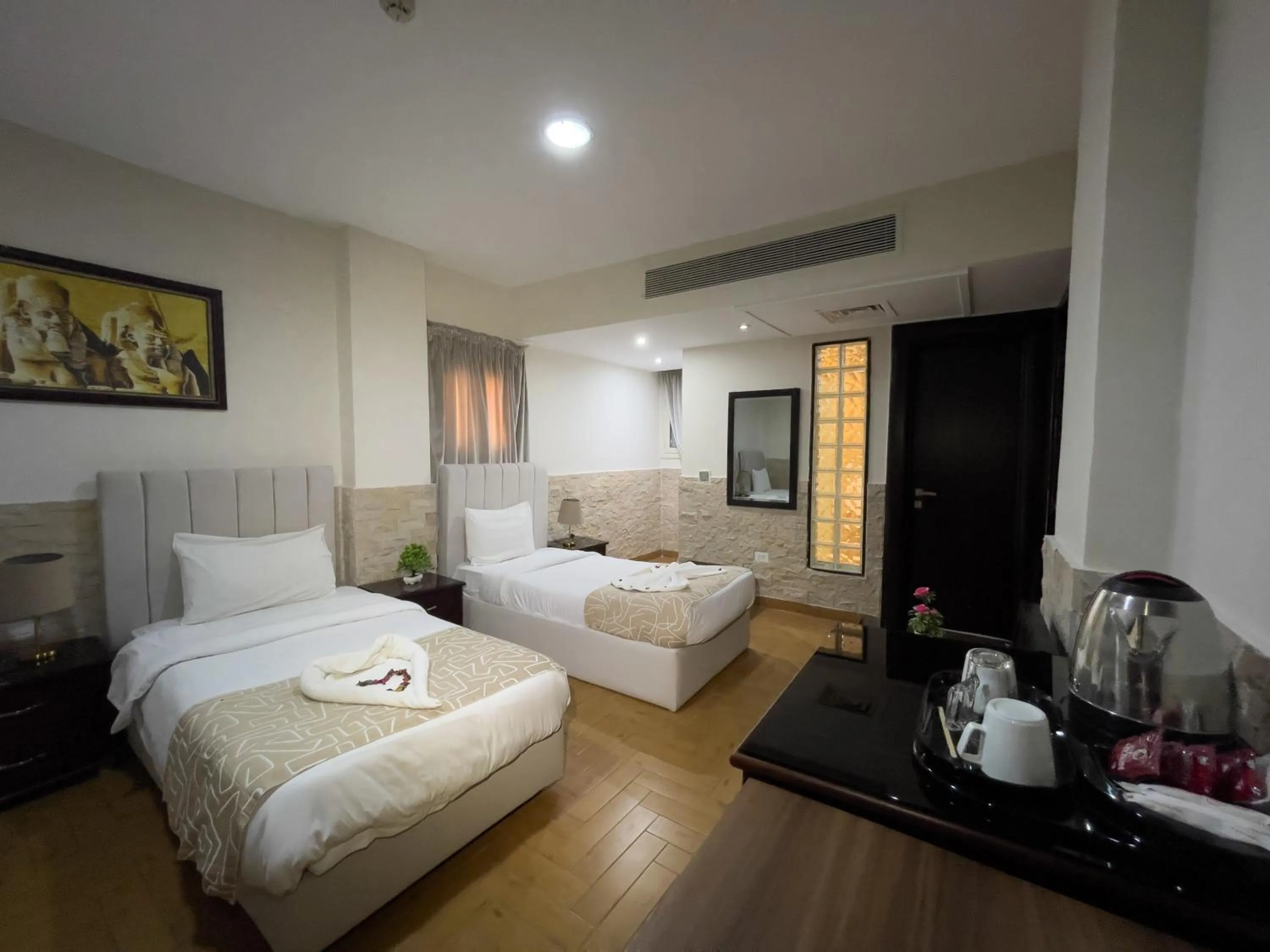 Bed in Best View Pyramids Hotel