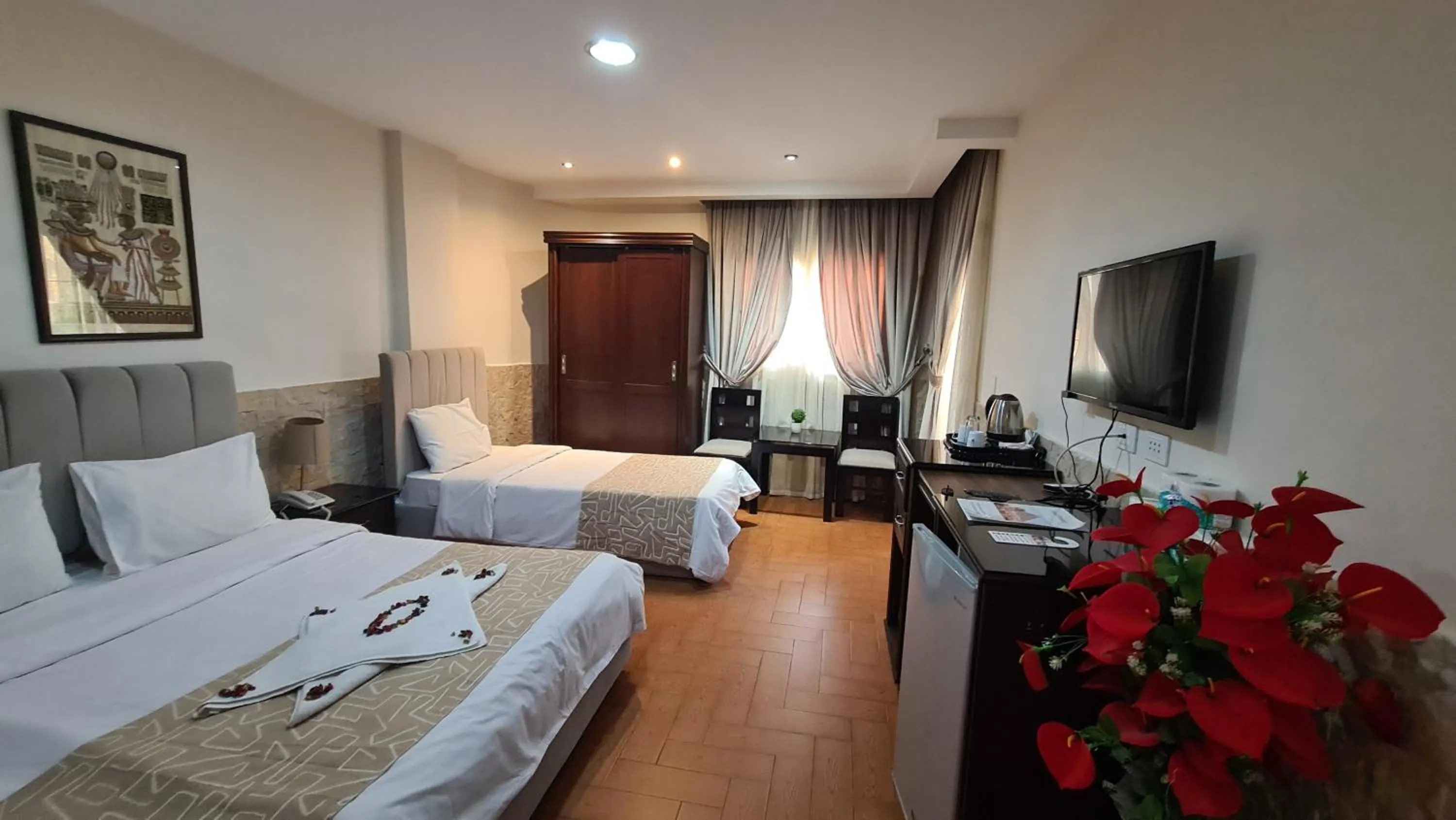 Bed in Best View Pyramids Hotel