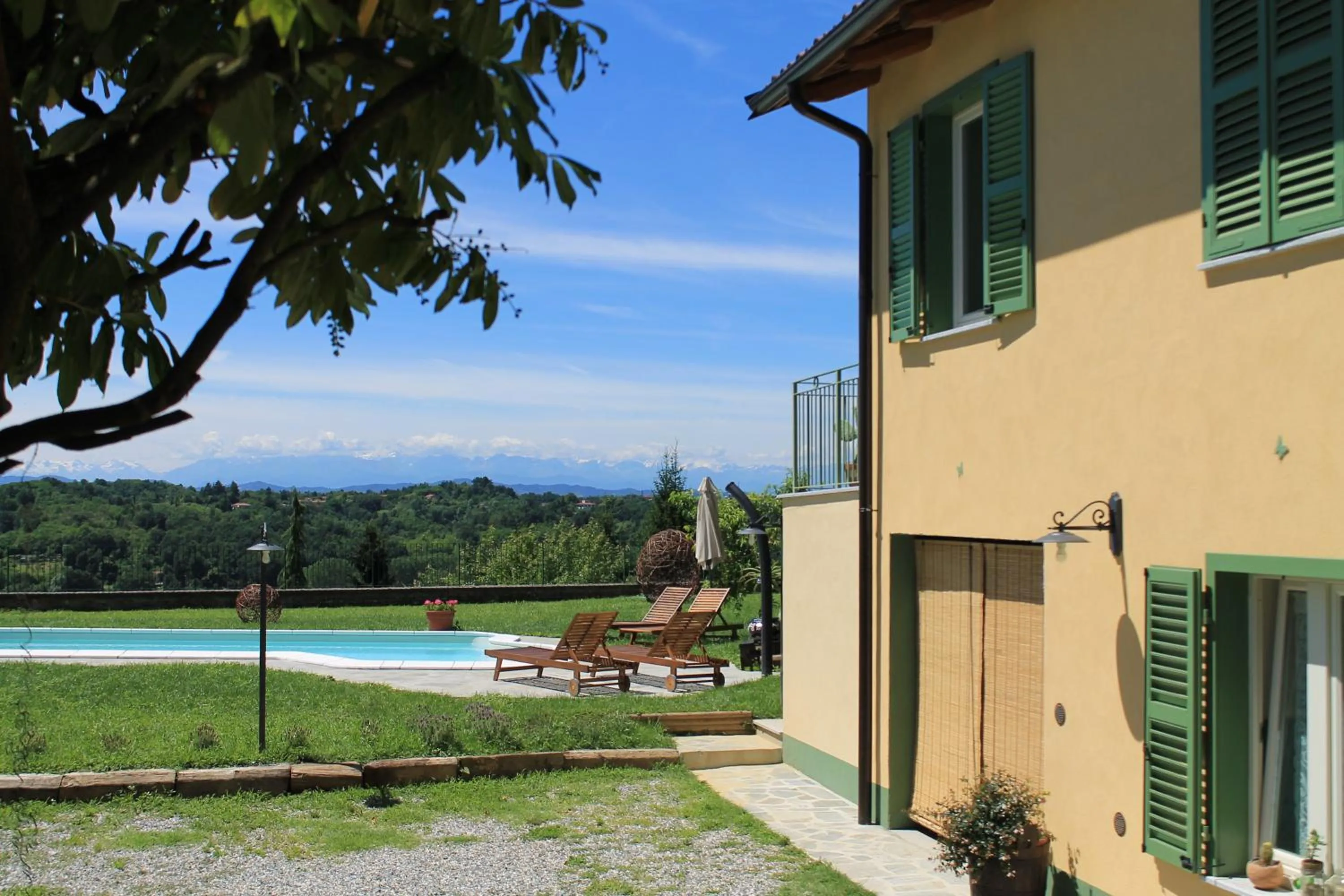 Facade/entrance in LA CUCCAGNA DI DON BOSCO - No landlords and neighbours - Absolute privacy!
