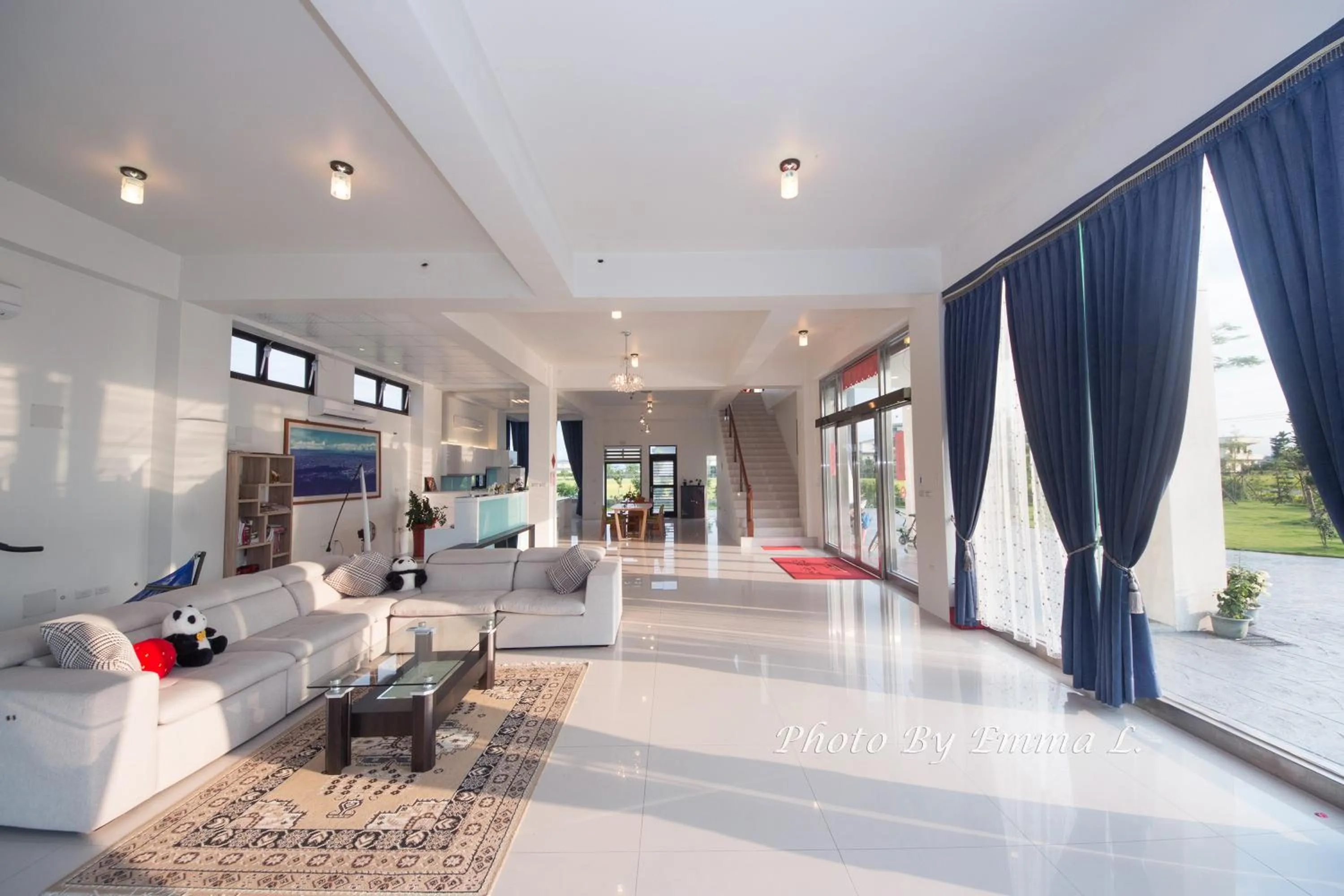 Living room in Colorful Fish Cottage