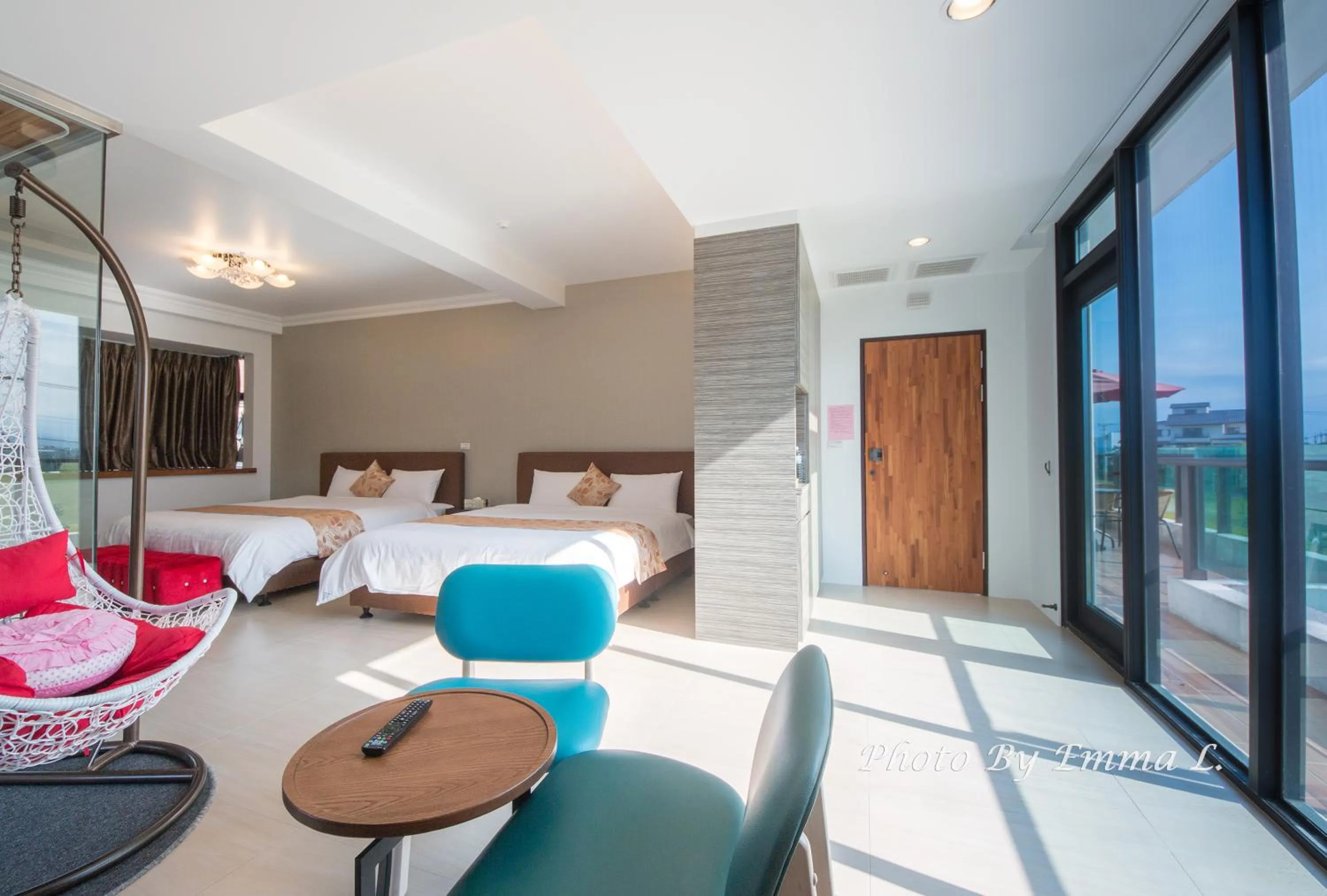 Photo of the whole room, Bed in Colorful Fish Cottage