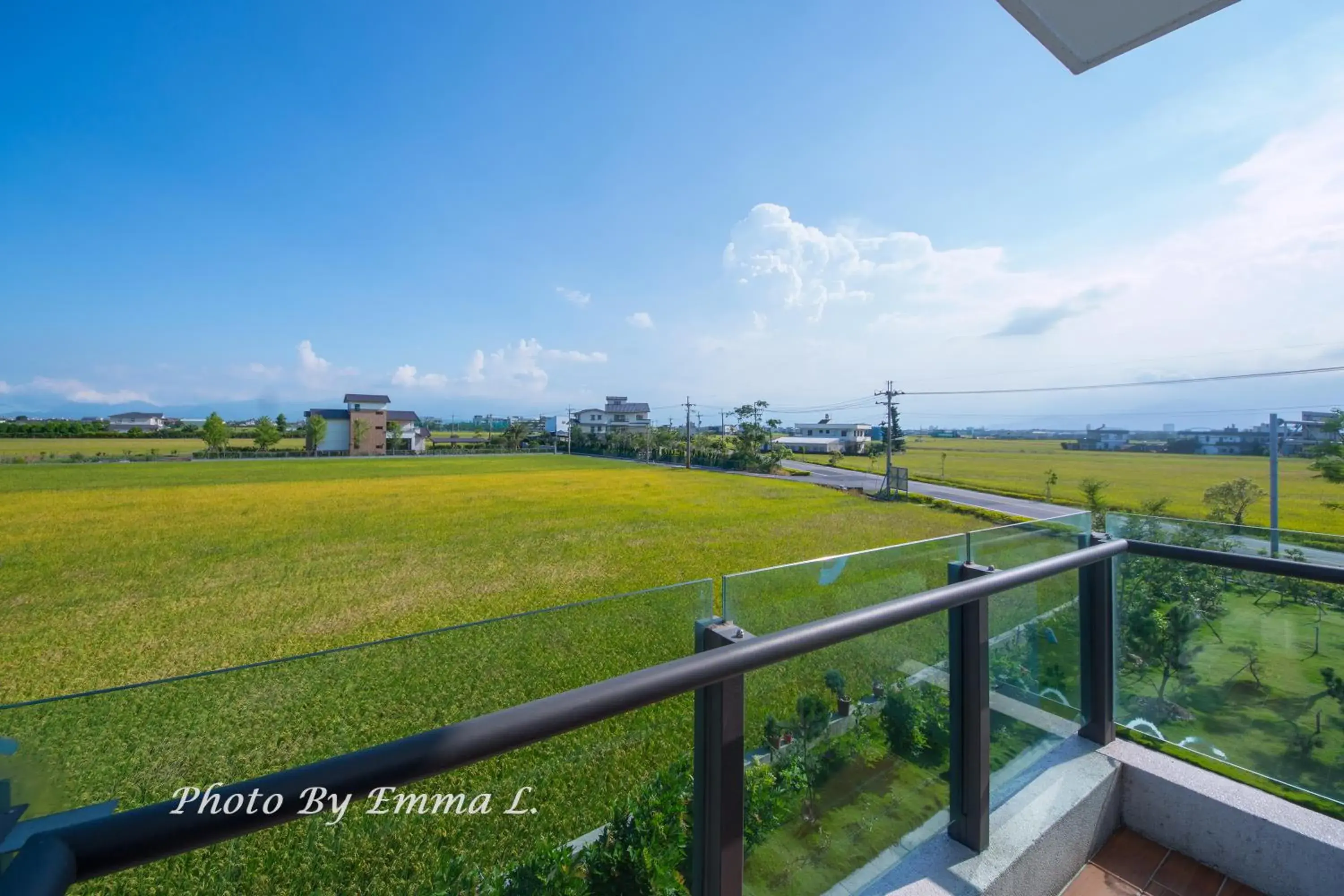 Landmark view in Colorful Fish Cottage Landmark view in Colorful Fish Cottage