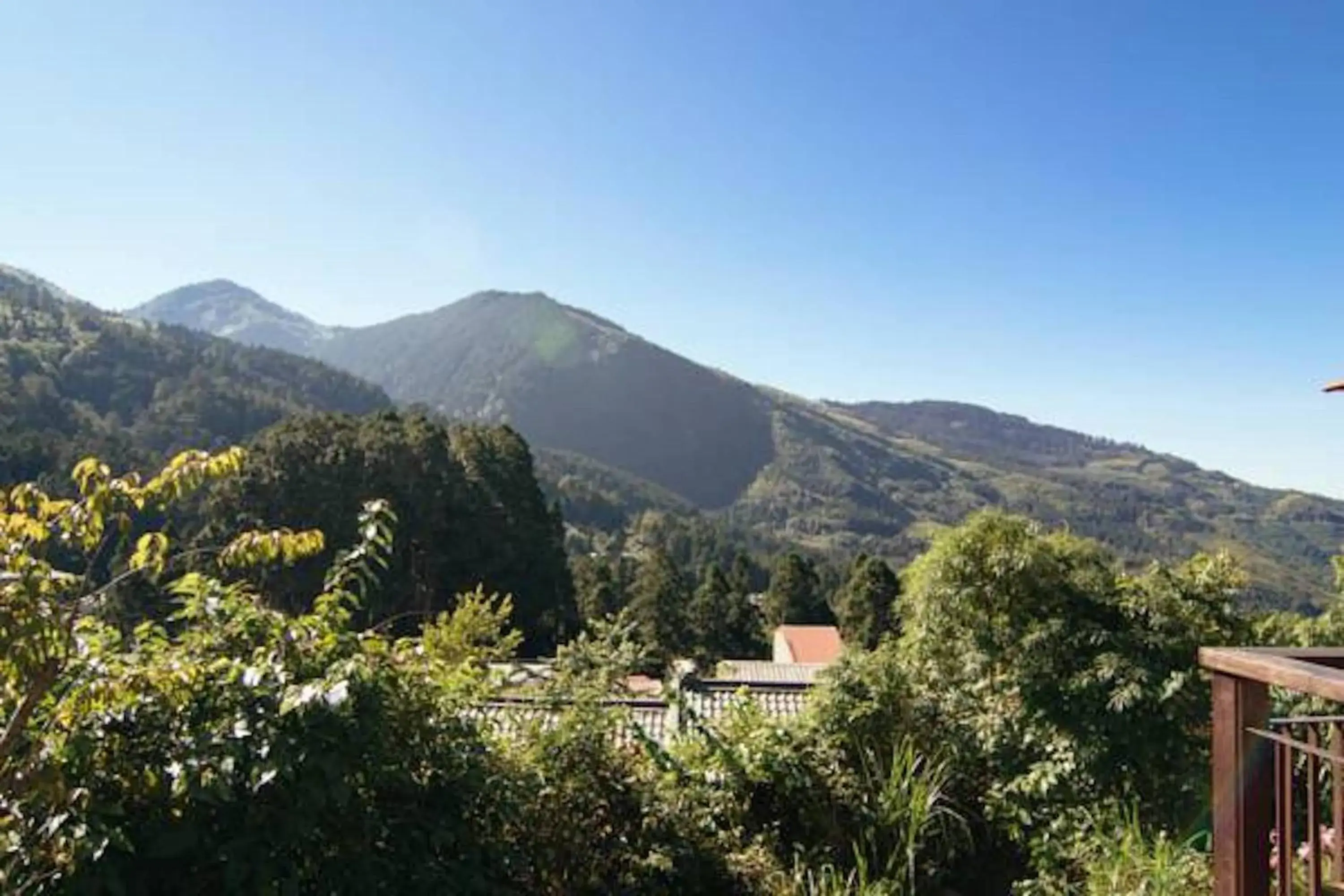 Mountain view in Yahu Hotel Mountain view in Yahu Hotel