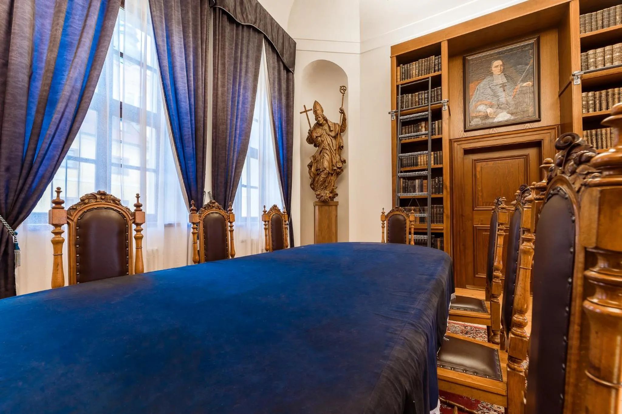 Library, Bed in Nové Adalbertinum