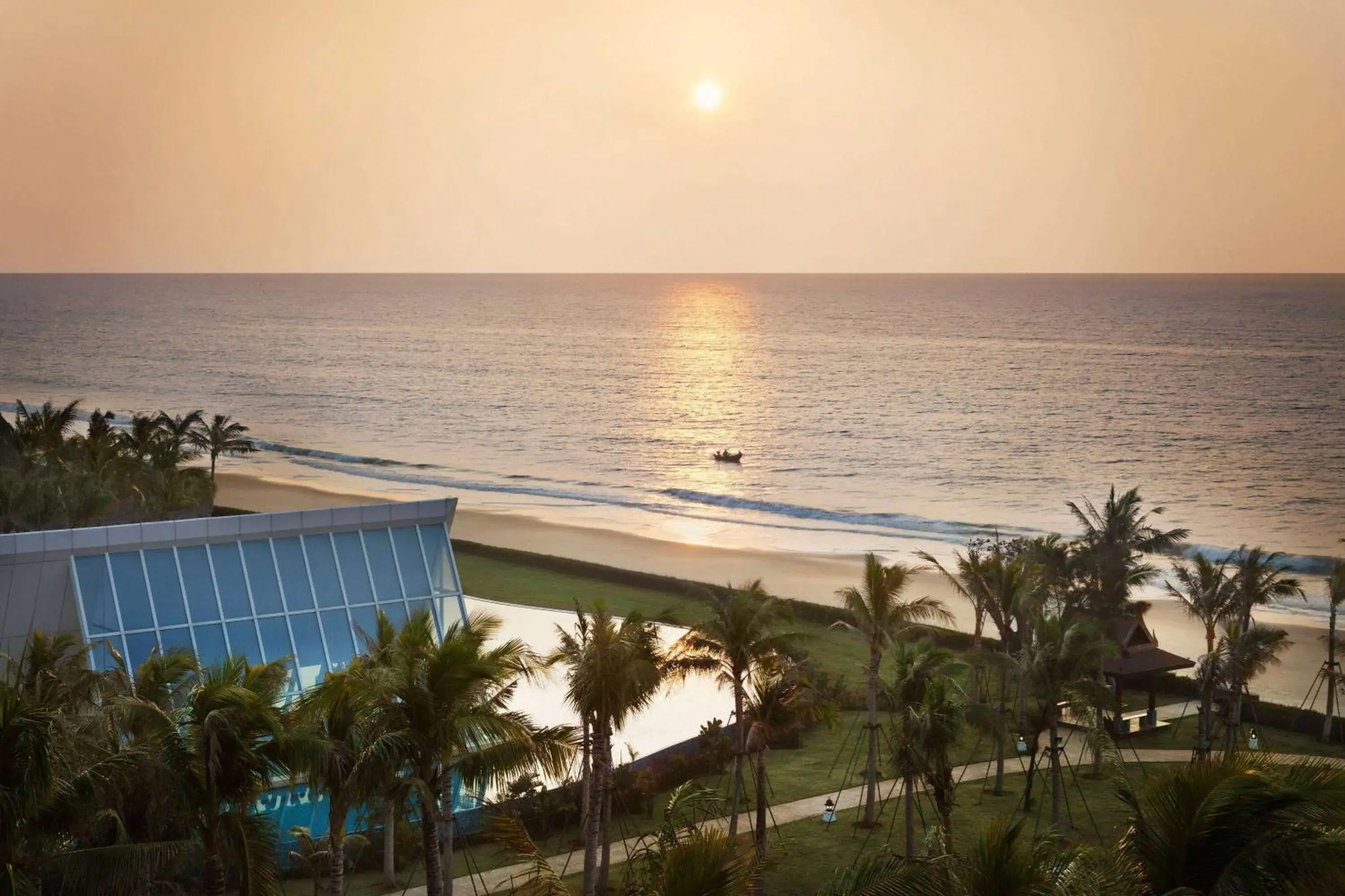 Property building in Wyndham Maoming Property building in Wyndham Maoming