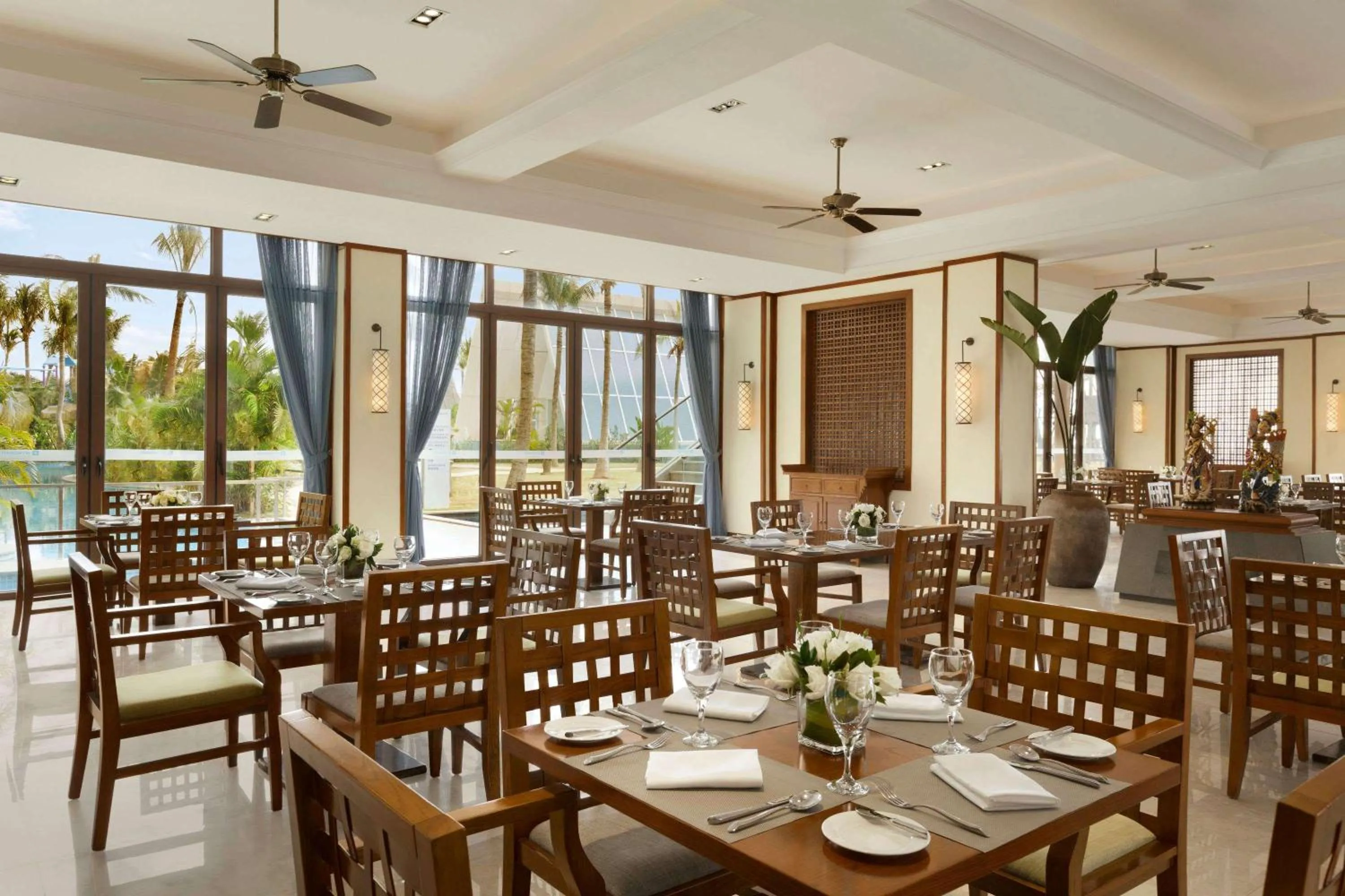 Restaurant/Places to Eat in Wyndham Maoming