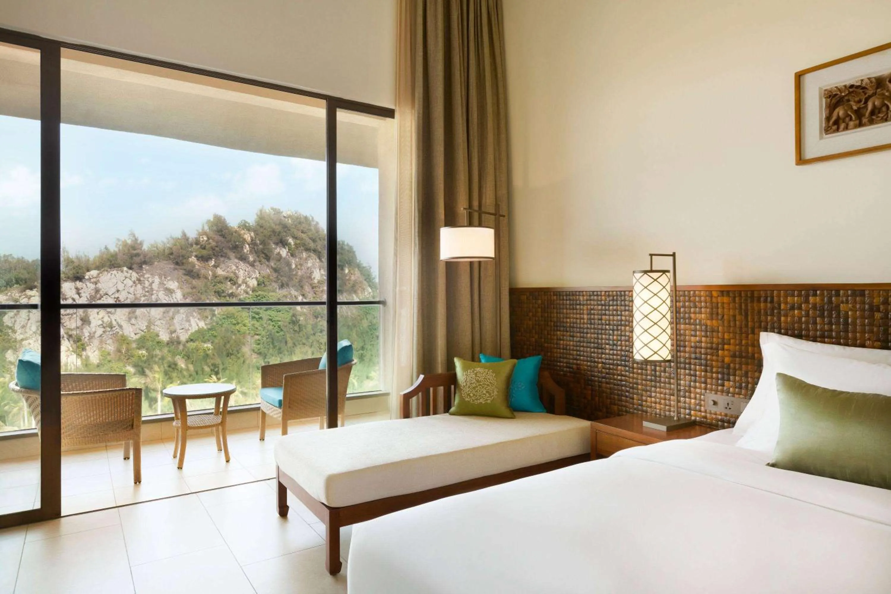 Bed in Wyndham Maoming