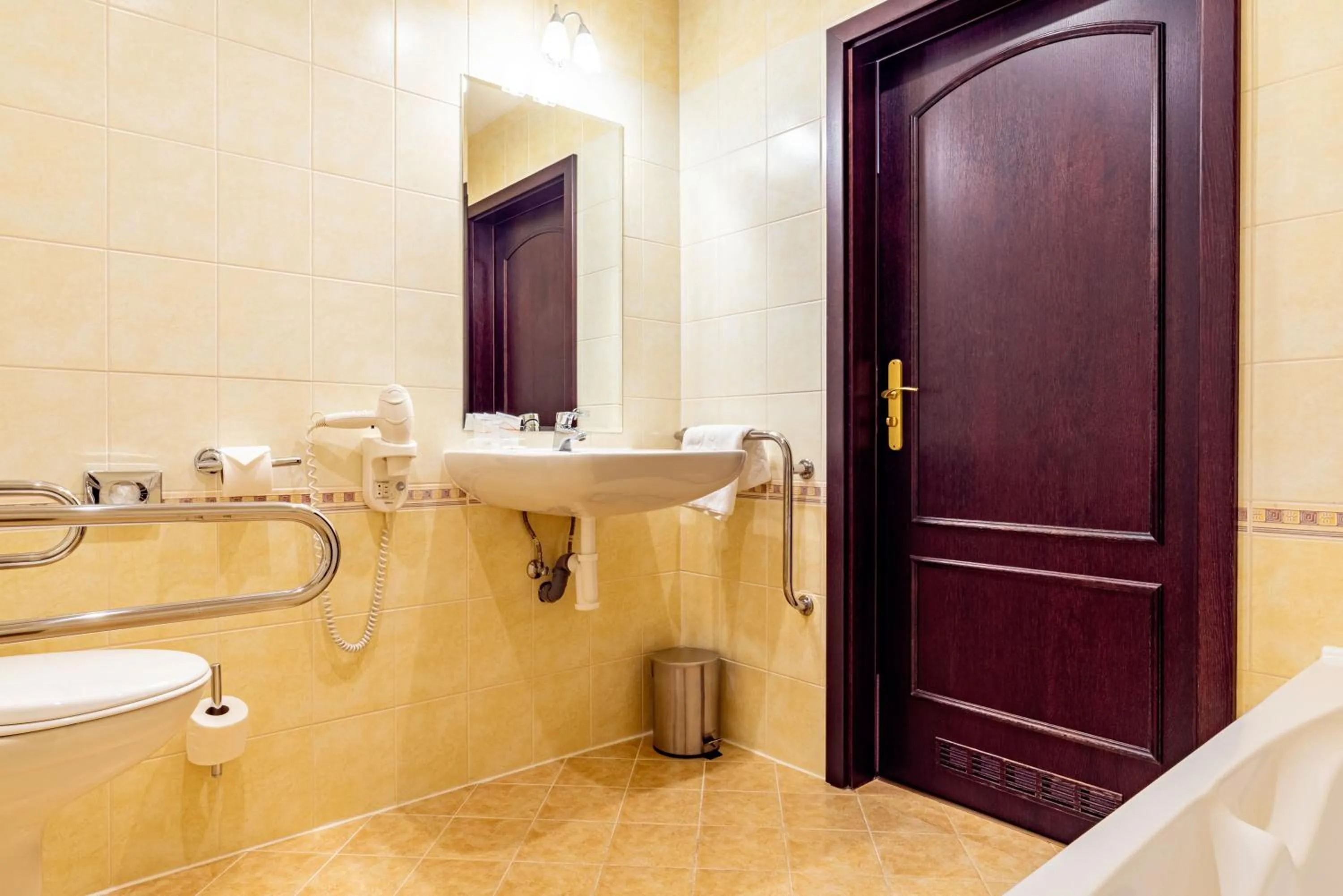 Bathroom in Hotel Purkmistr