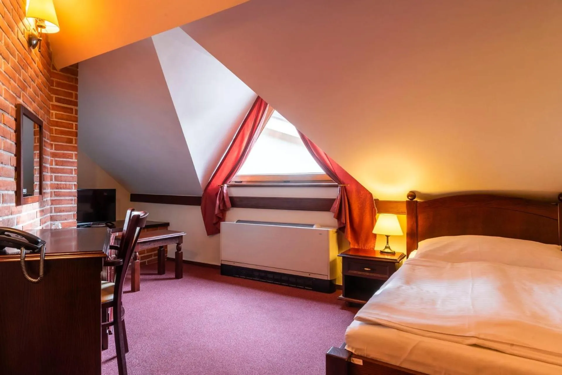 Area and facilities, Bed in Wellness Hotel Gondola