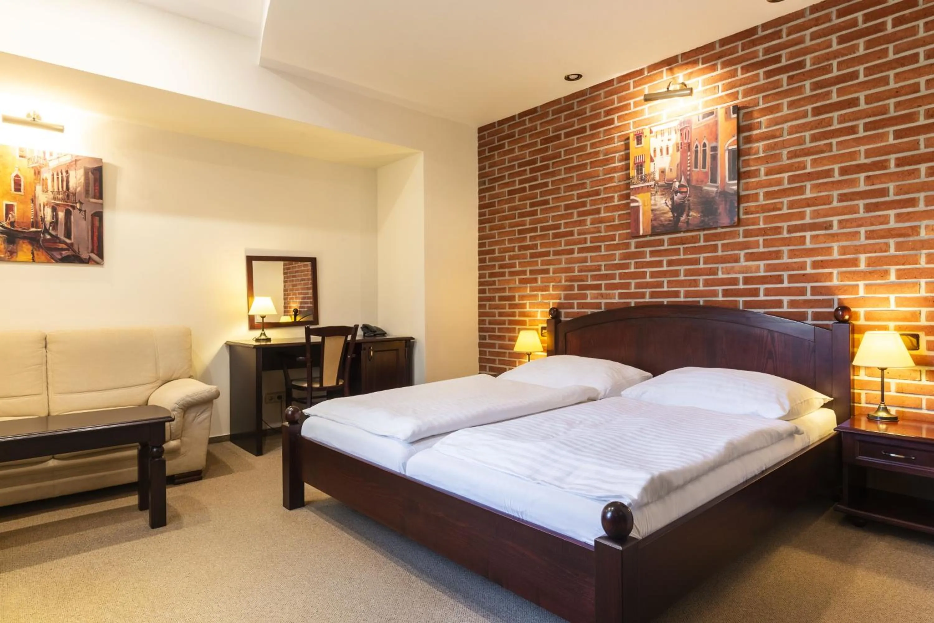 Bedroom, Bed in Wellness Hotel Gondola