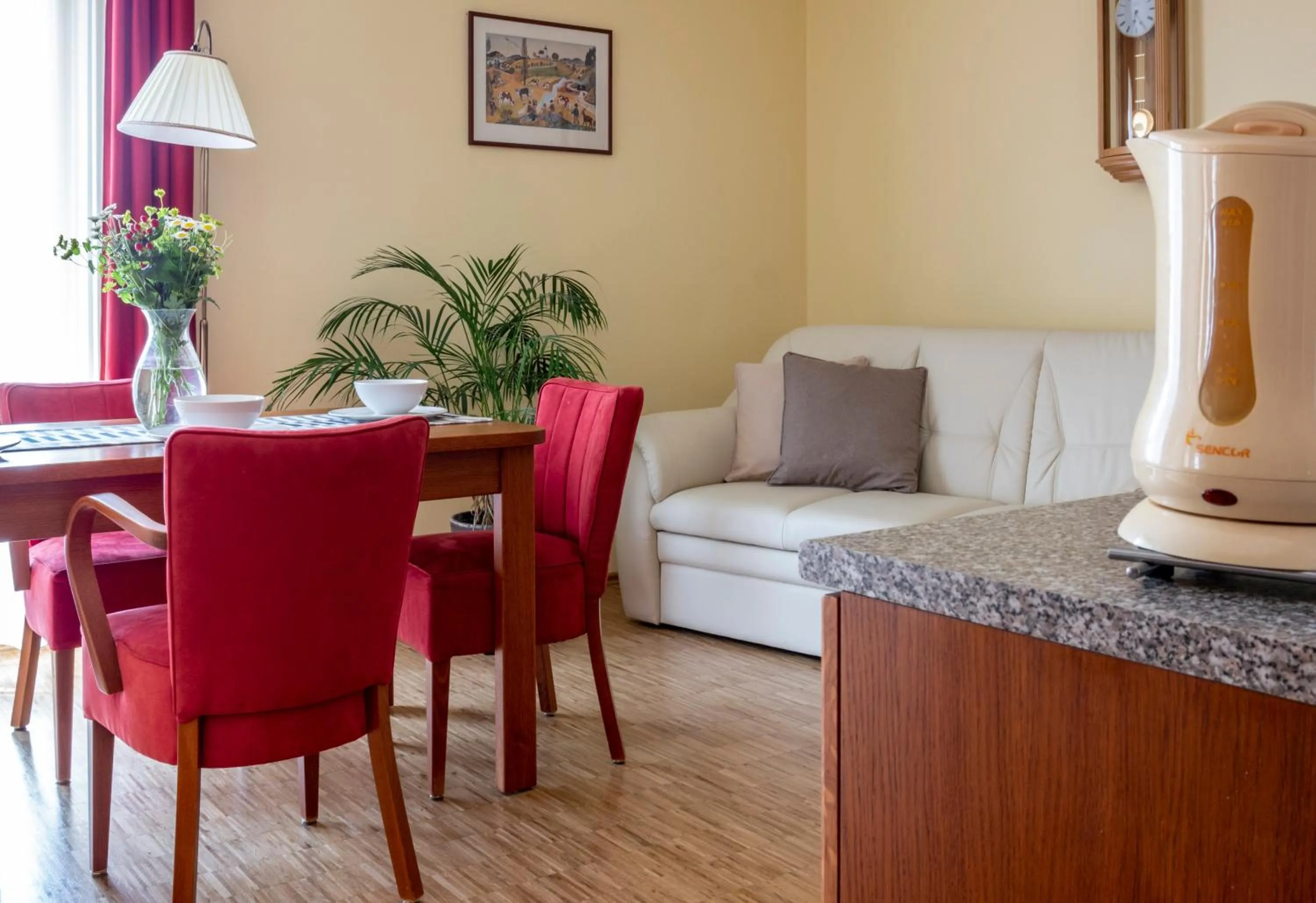 Dining area in Pavilon