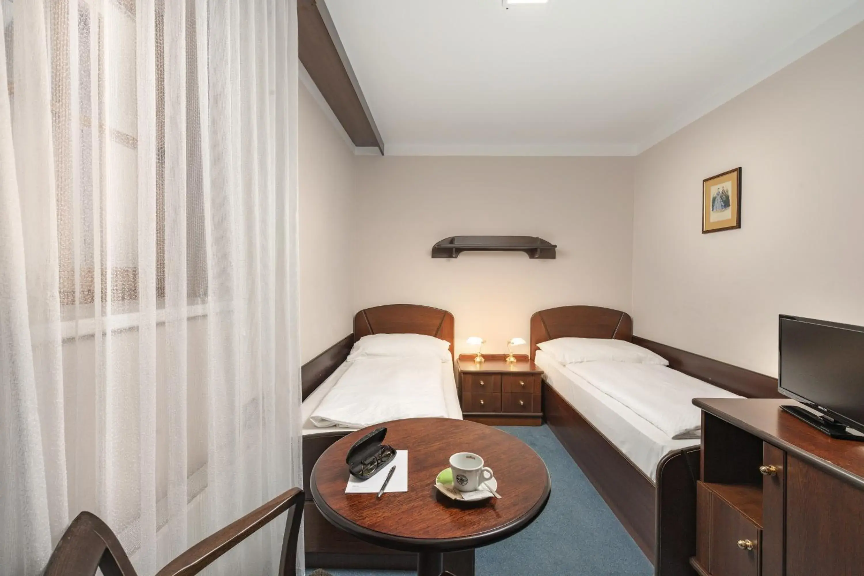 Economy Twin Room in Hotel Zátiší Economy Twin Room in Hotel Zátiší