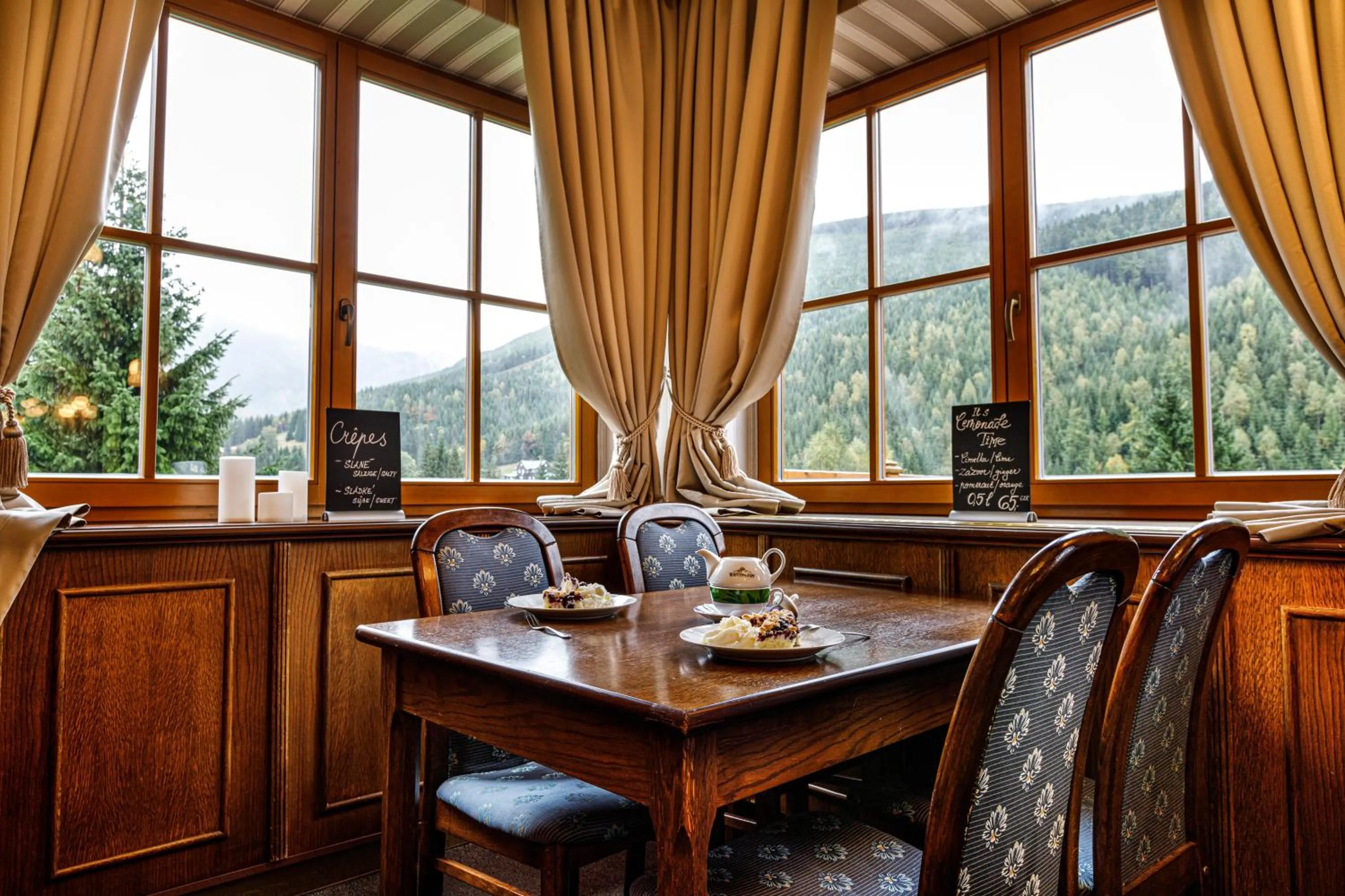 Restaurant/places to eat in Hotel Zátiší