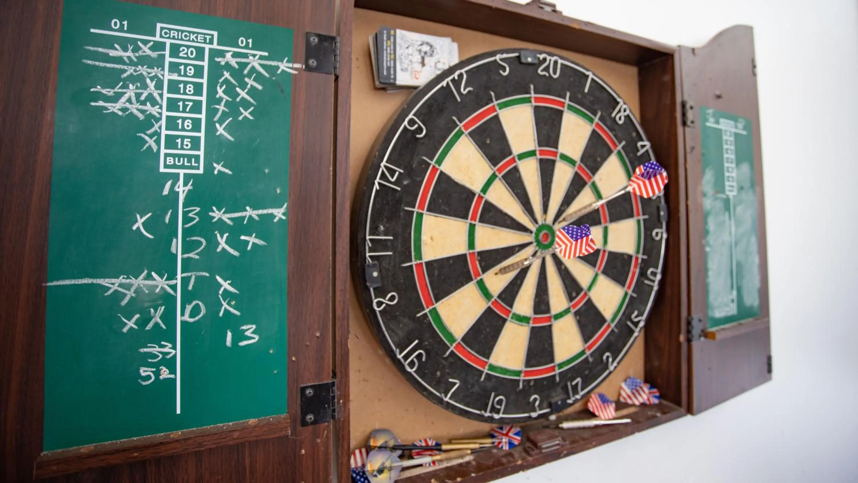 Darts in Southern Cross Lodge Methven