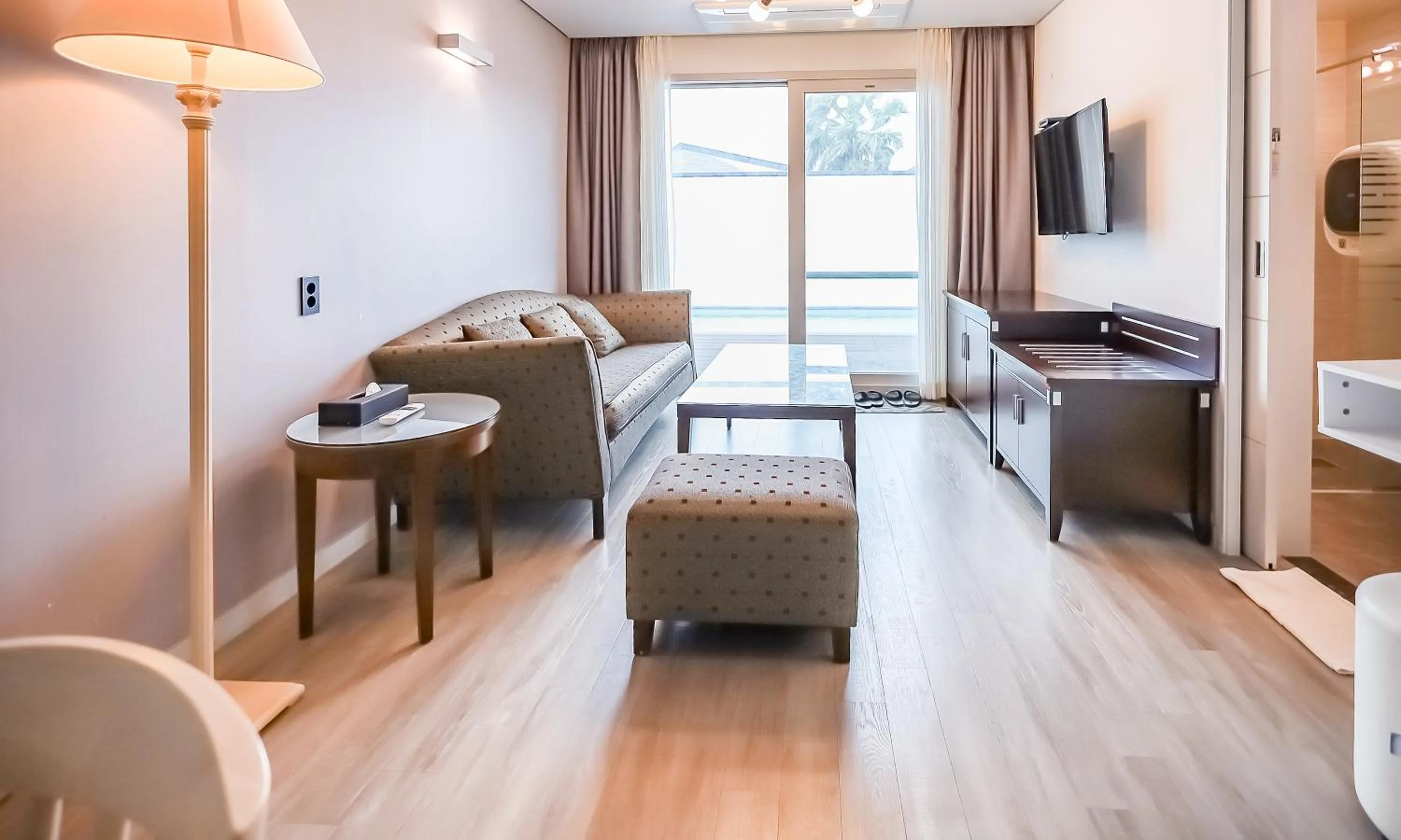 Living room, Seating Area in Pool Villa Sorang