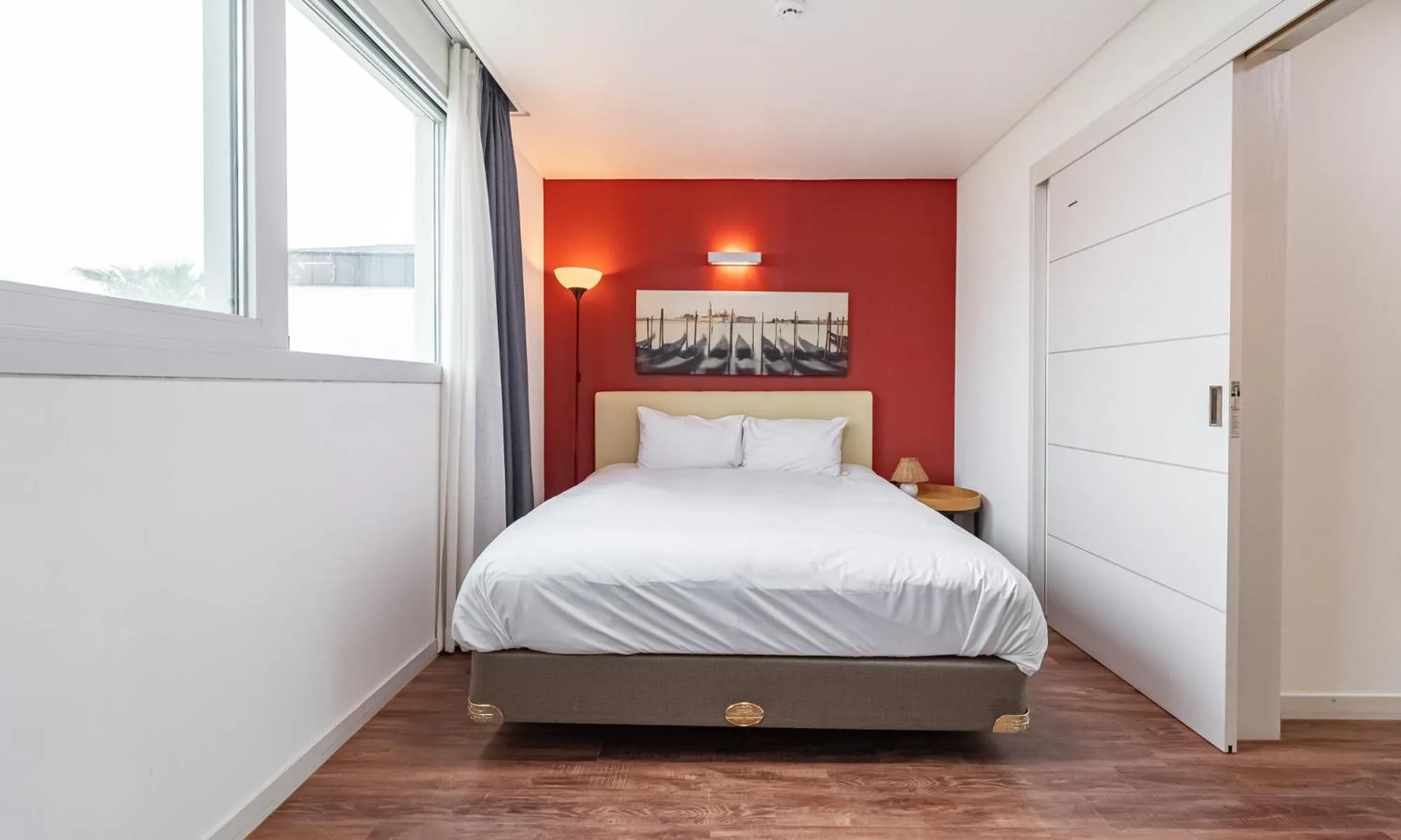 Bed in Pool Villa Sorang