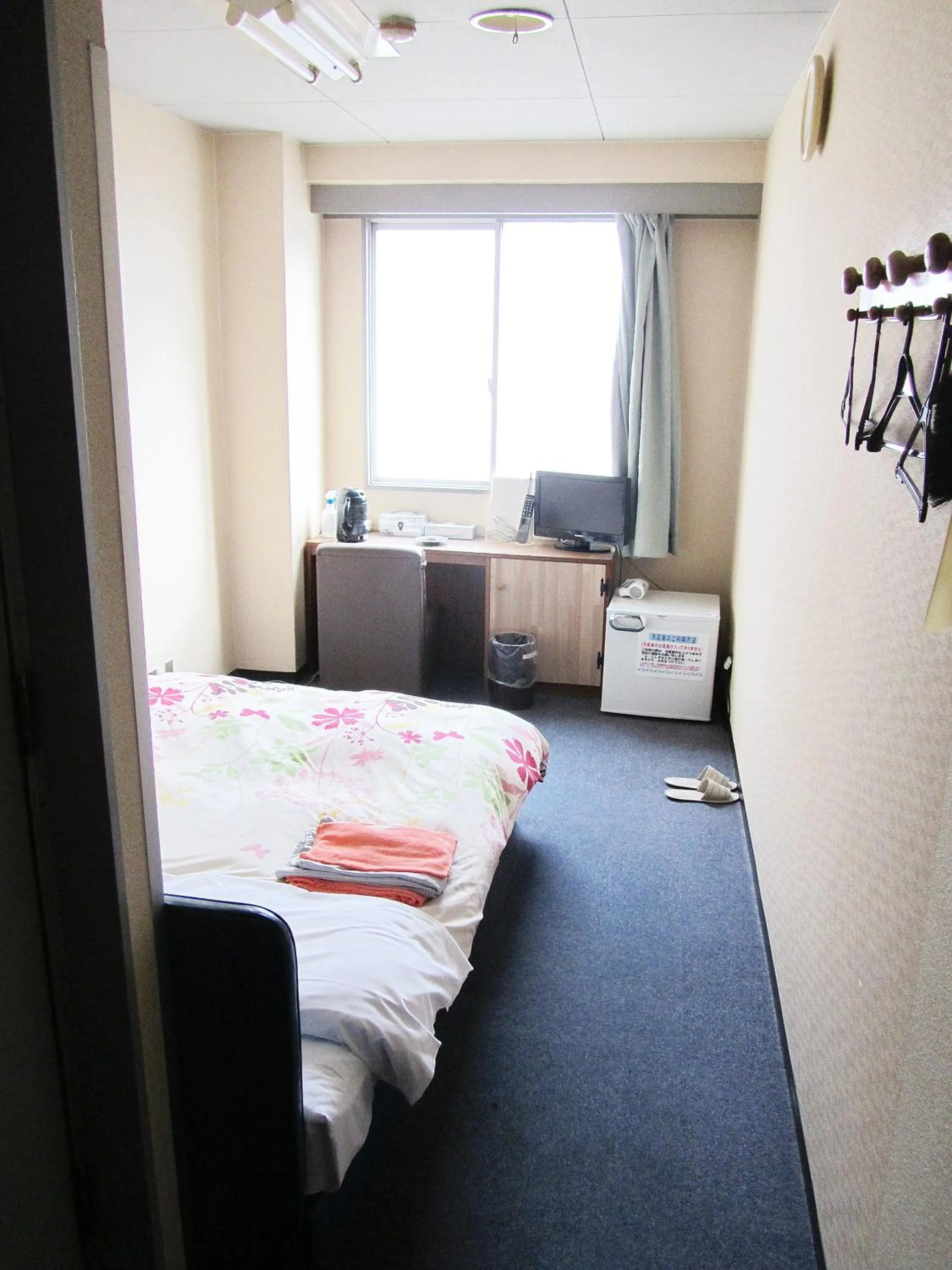 Photo of the whole room, Bed in Asahikan