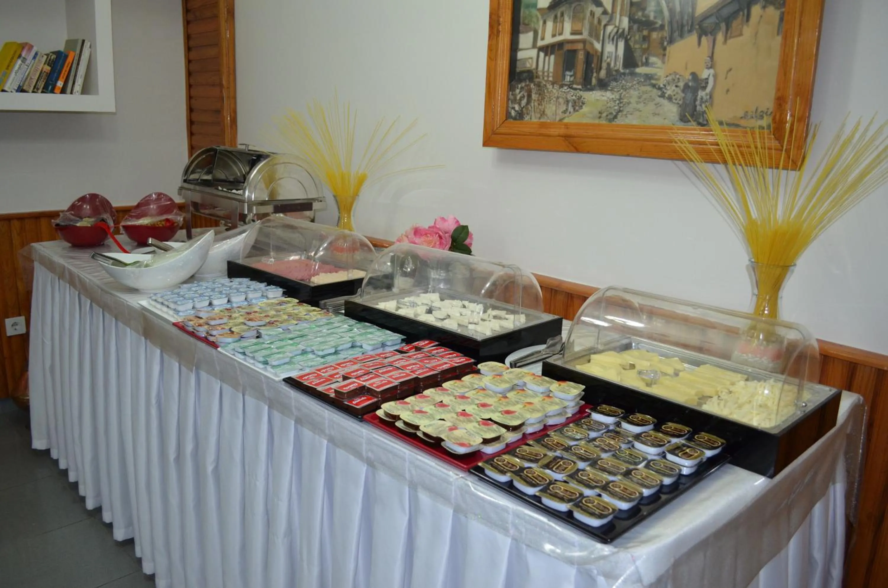 Buffet breakfast in Atlas Otel