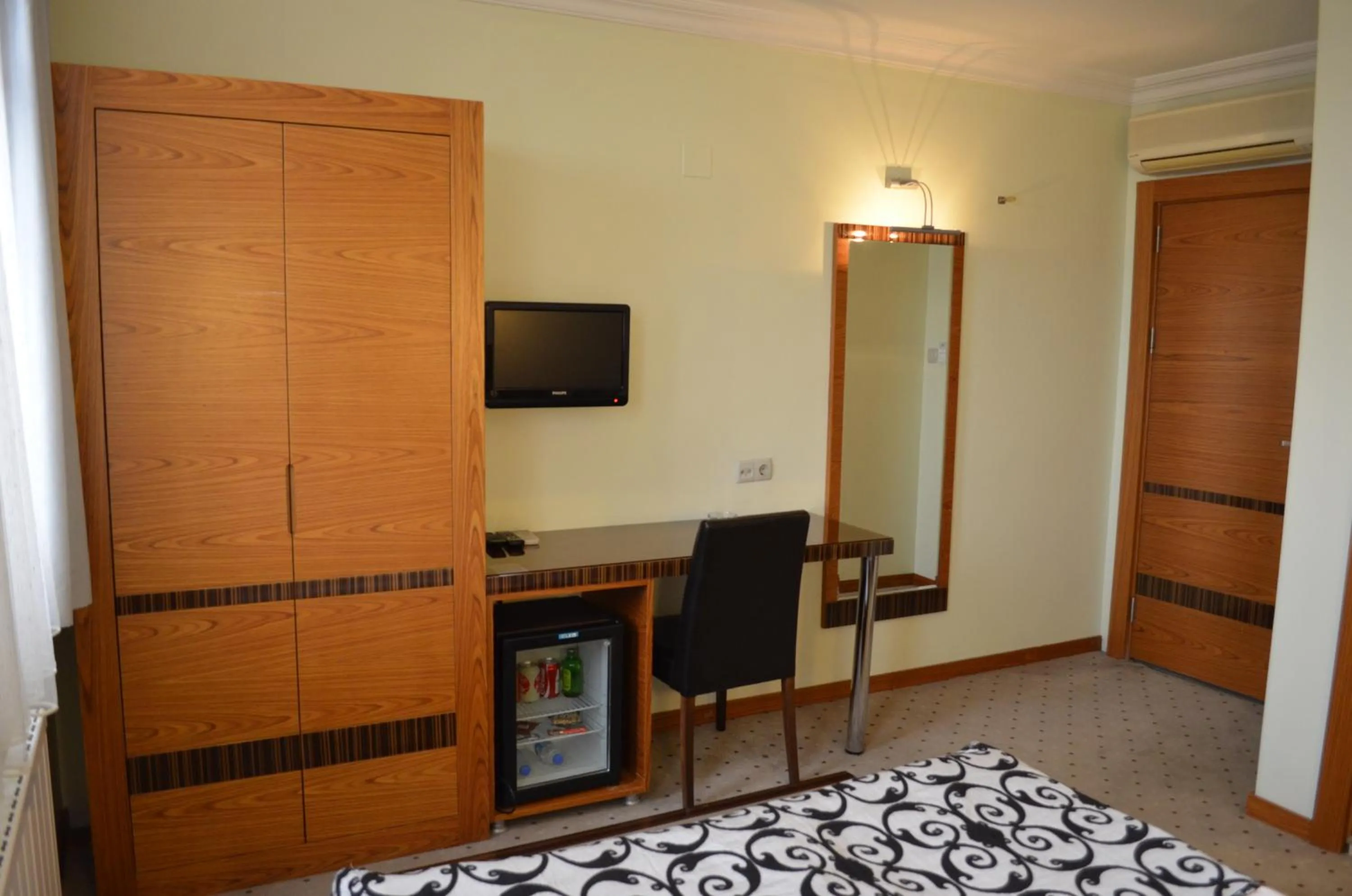 Bedroom, Bed in Atlas Otel