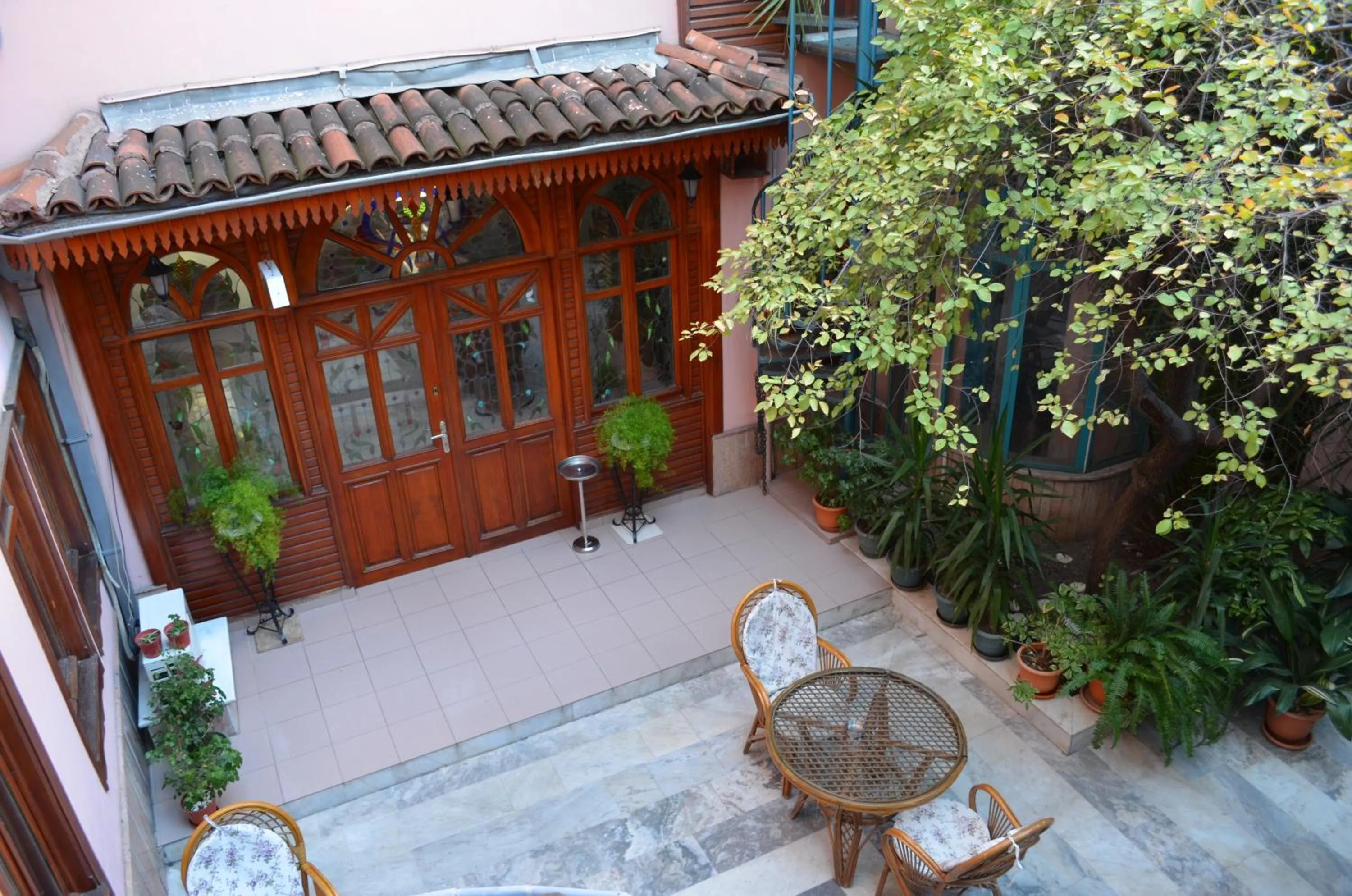 Garden in Atlas Otel