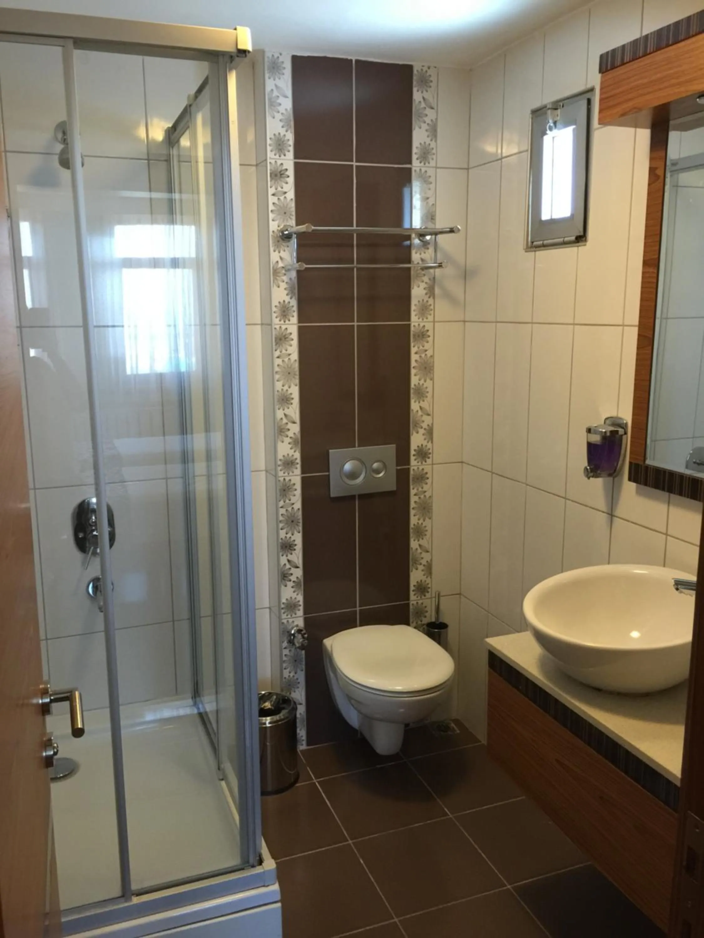 Bathroom in Atlas Otel