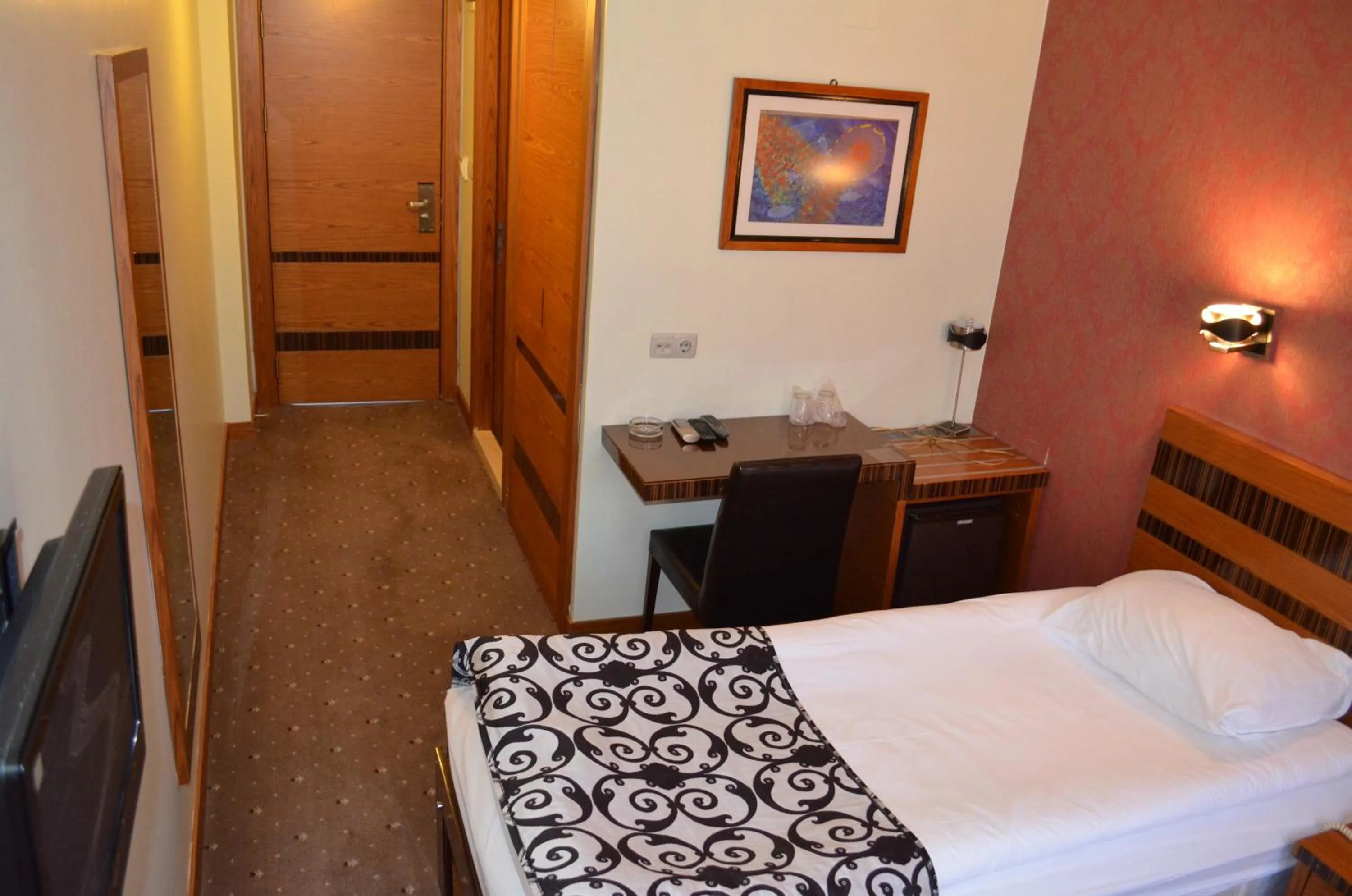 Bed in Atlas Otel
