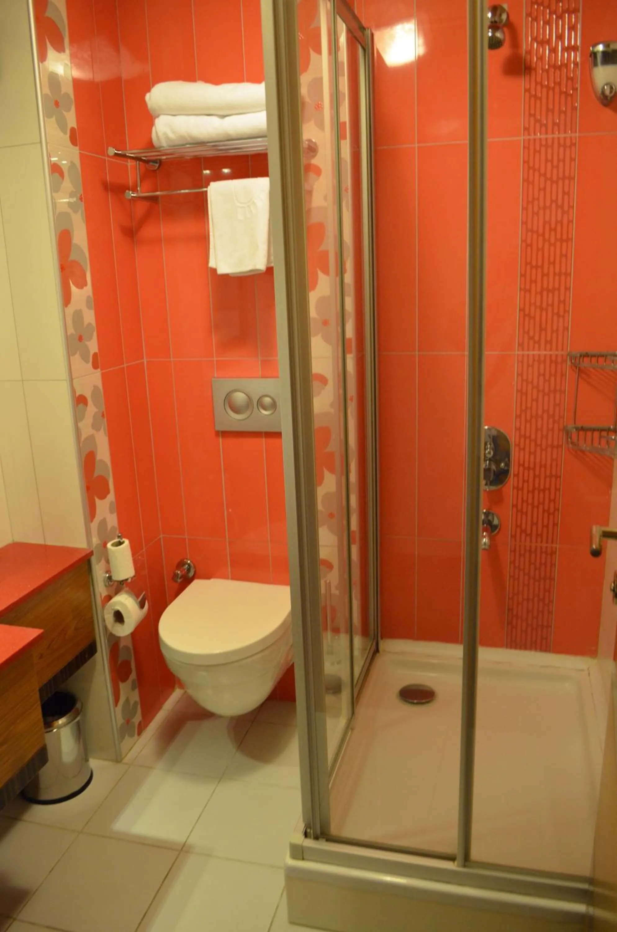Bathroom in Atlas Otel