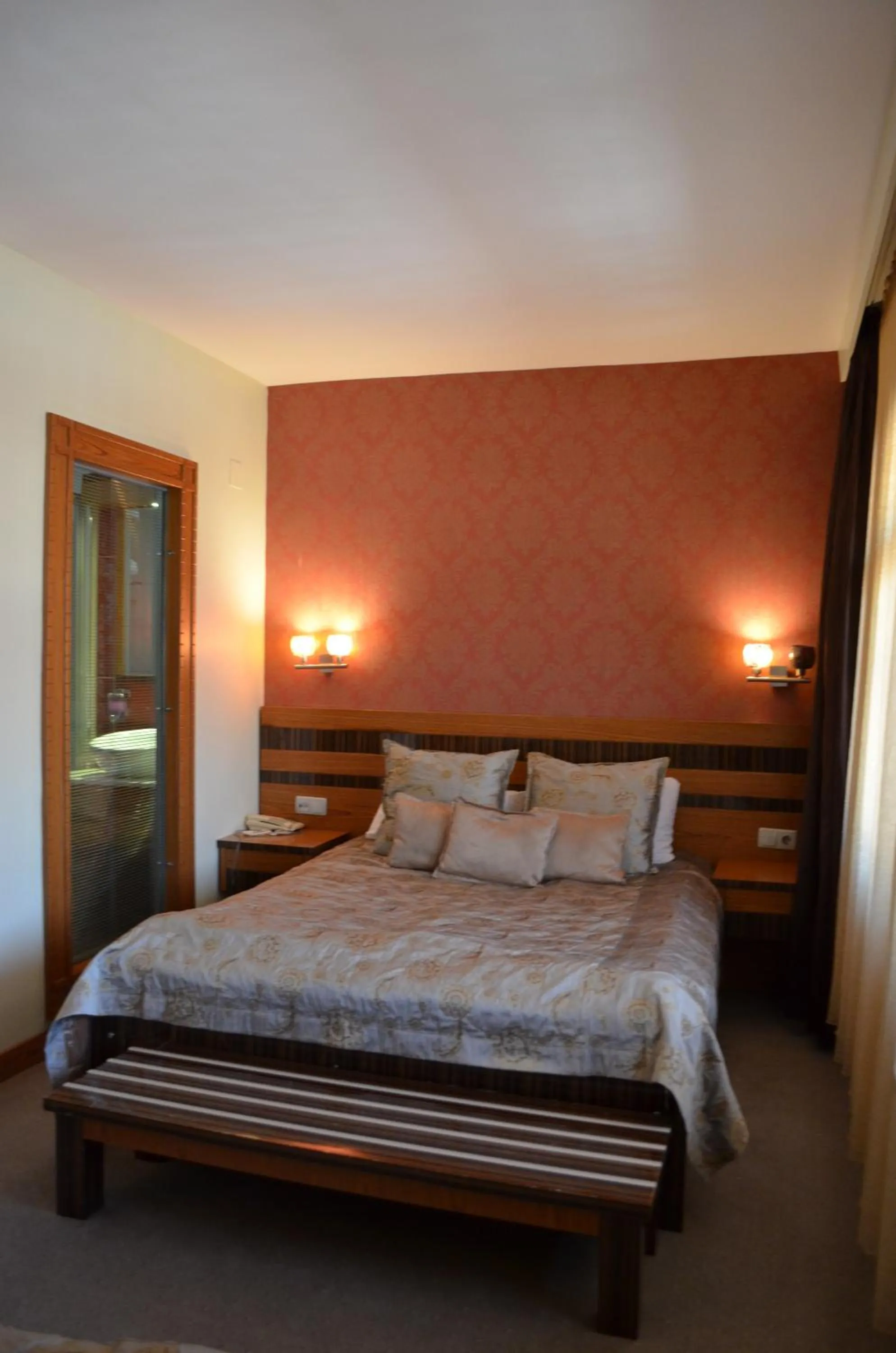 Bed in Atlas Otel
