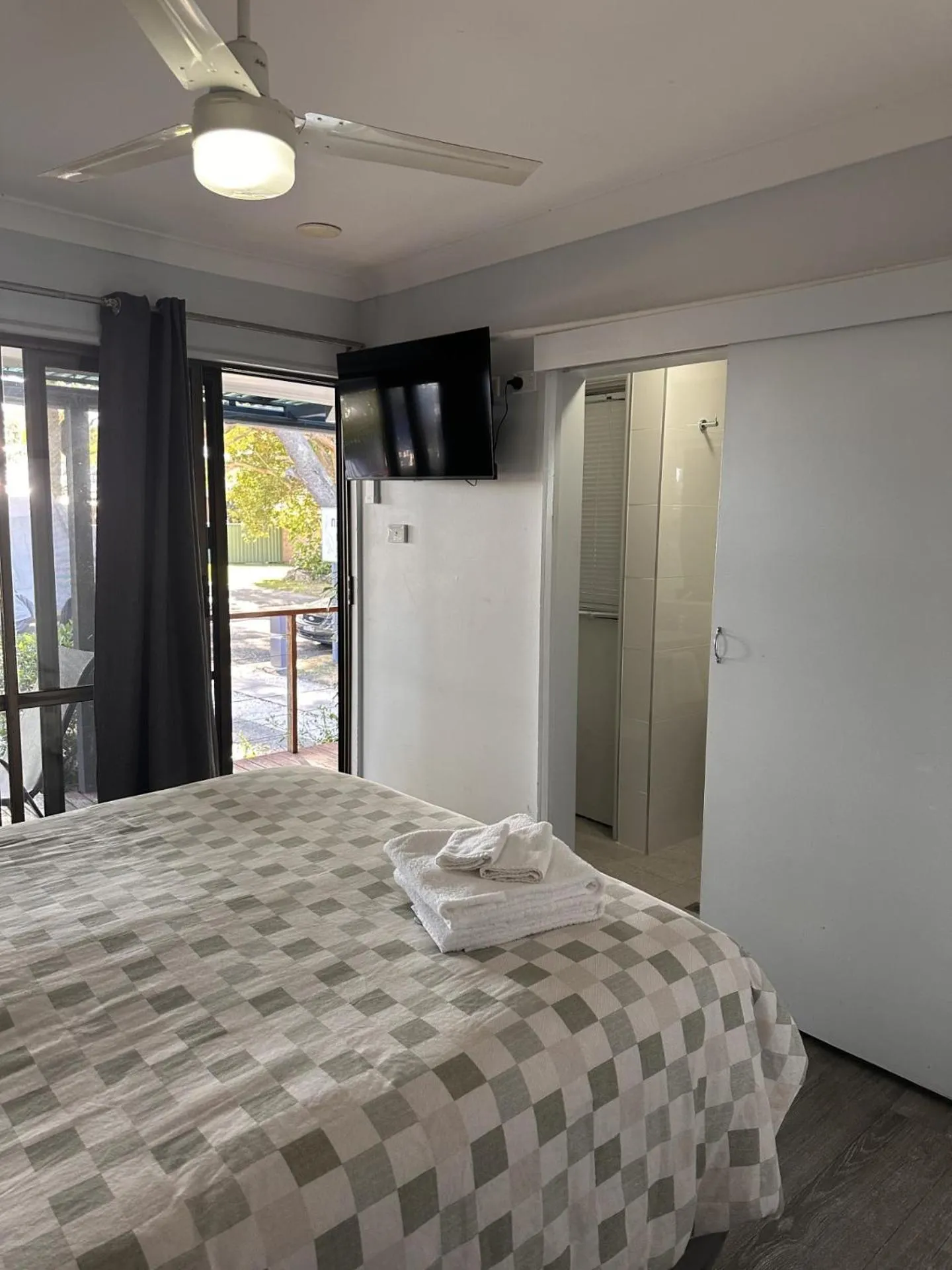 Bed in Narimba Motel