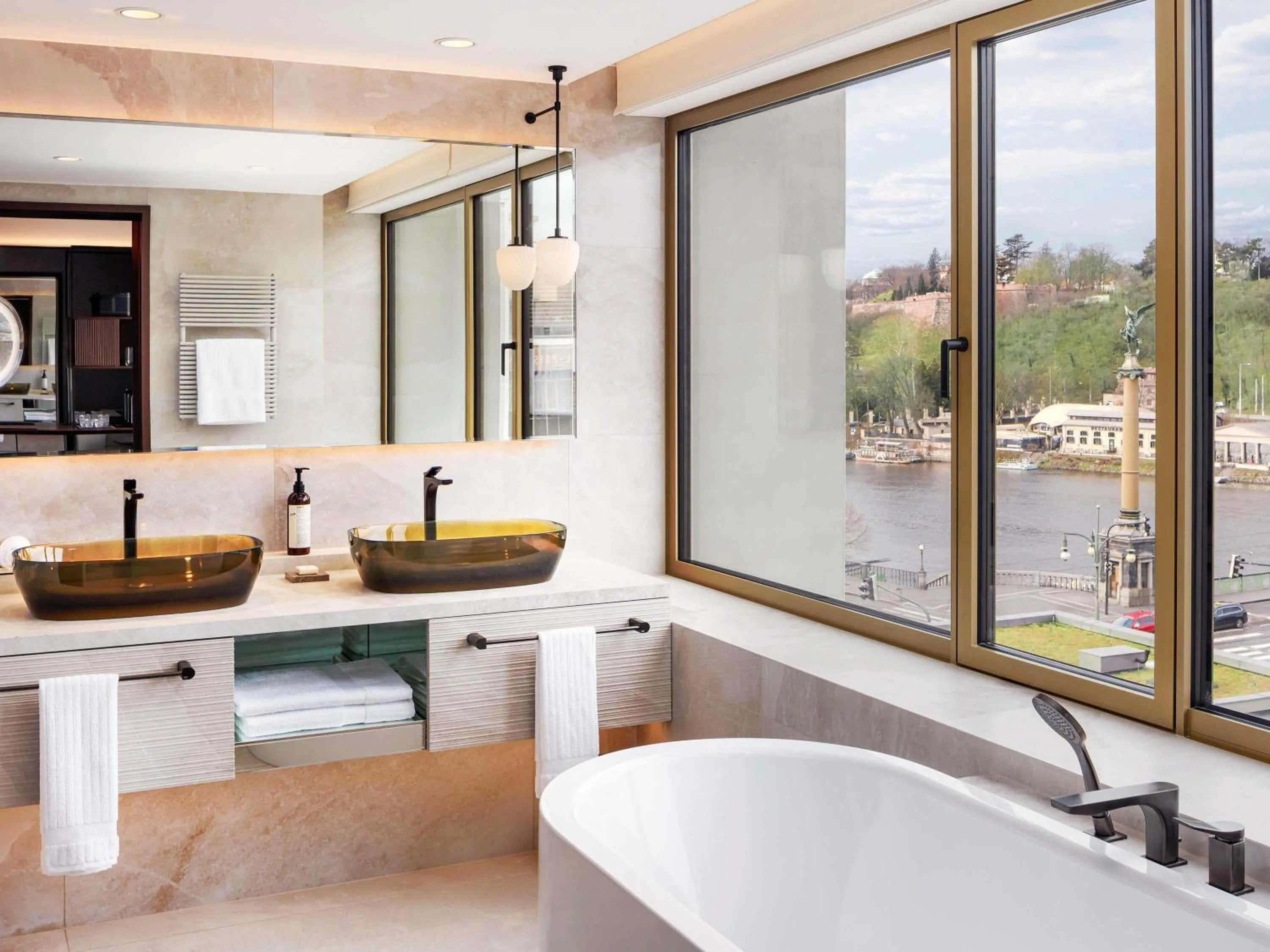 Bedroom in Fairmont Golden Prague