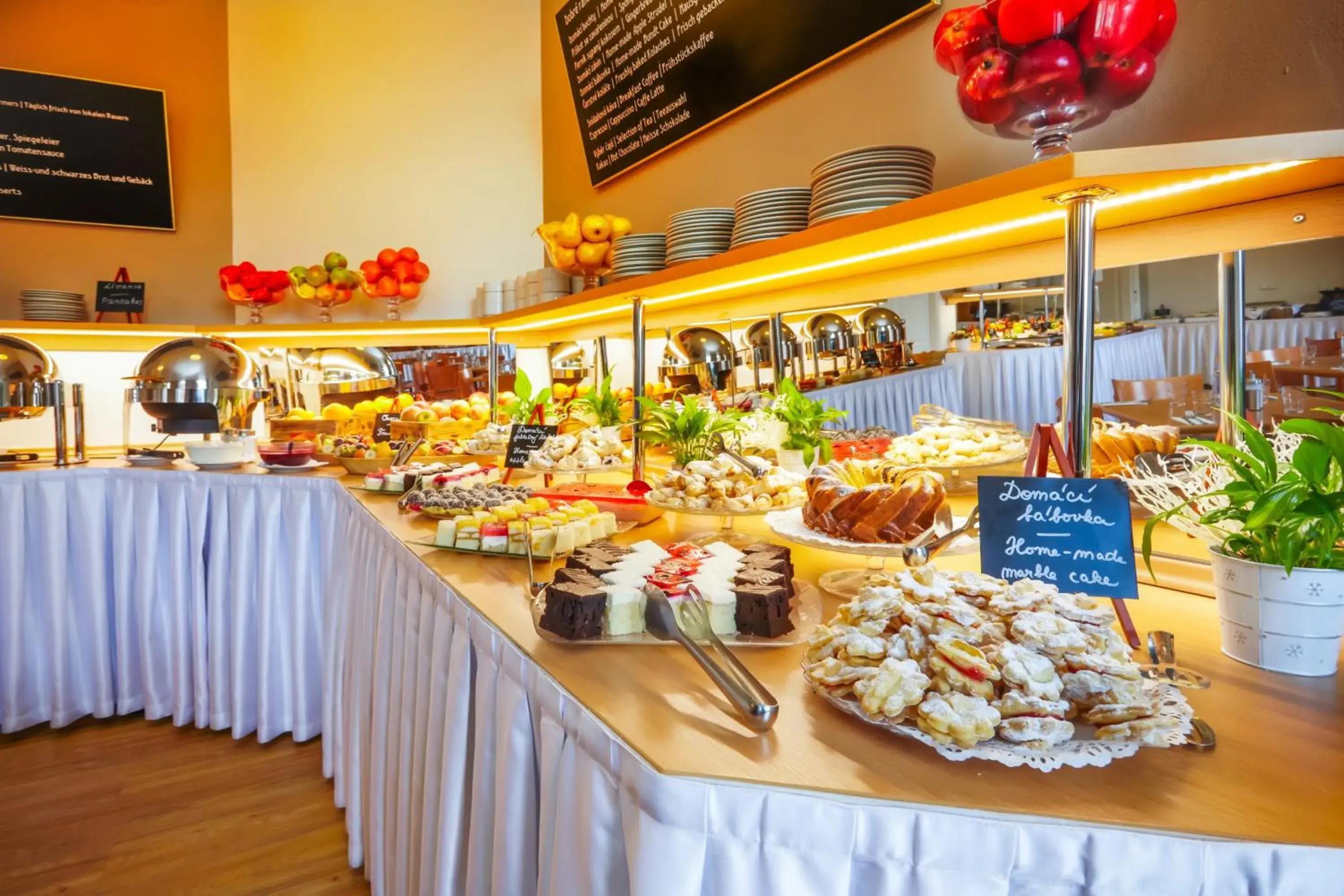 Food in Metropolitan Old Town Hotel - Czech Leading Hotels Food in Metropolitan Old Town Hotel - Czech Leading Hotels