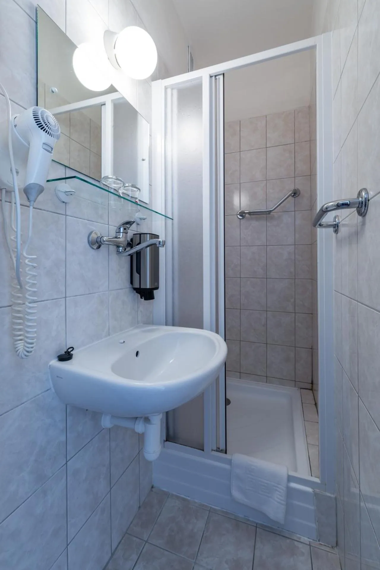 Shower in Parkhotel Harrachov