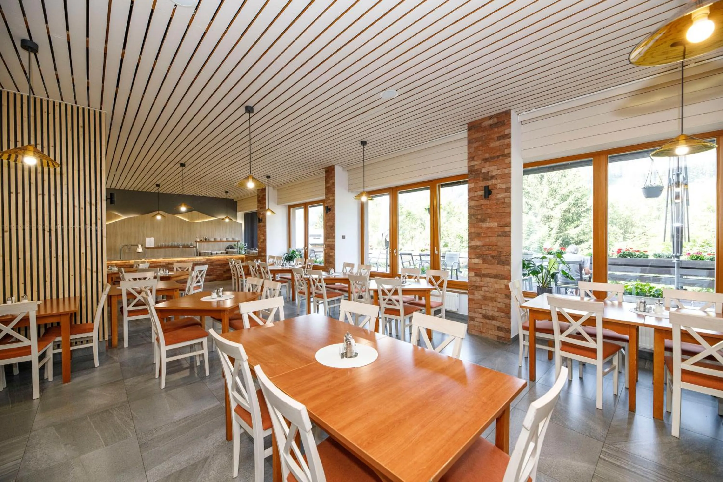 Restaurant/places to eat in Parkhotel Harrachov