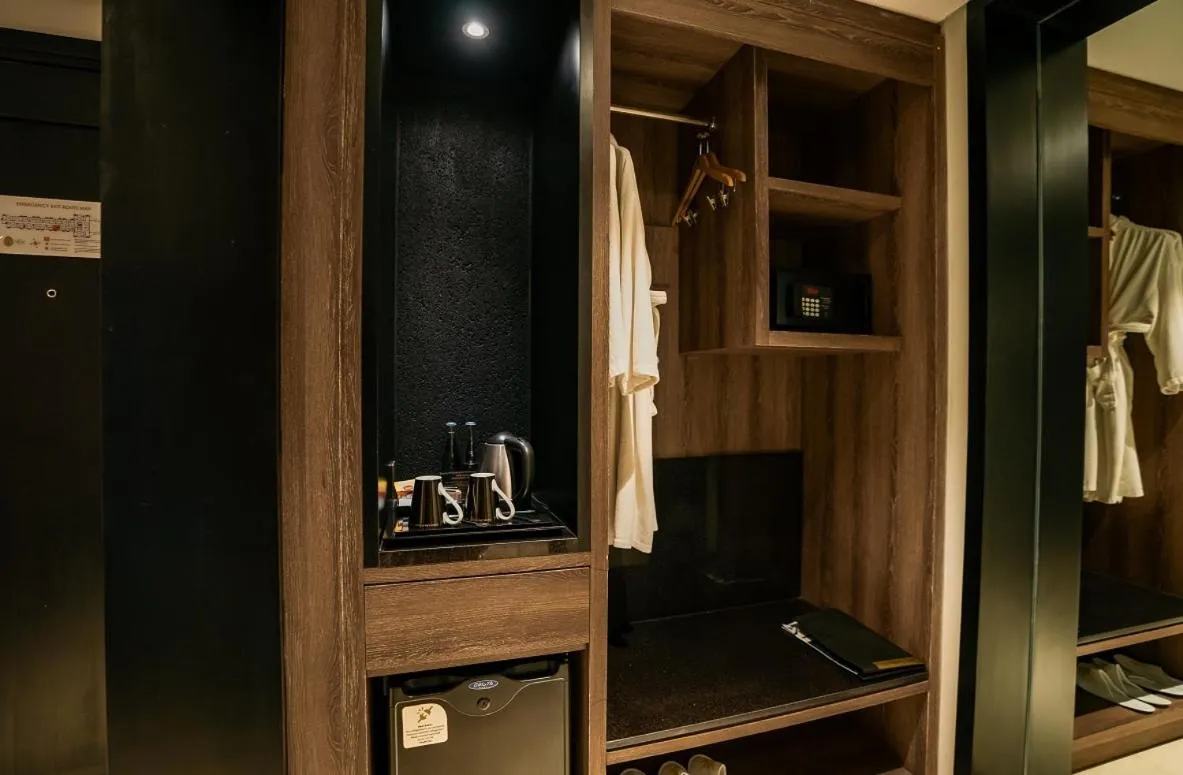 wardrobe in The Nest Hotel Nusa Dua