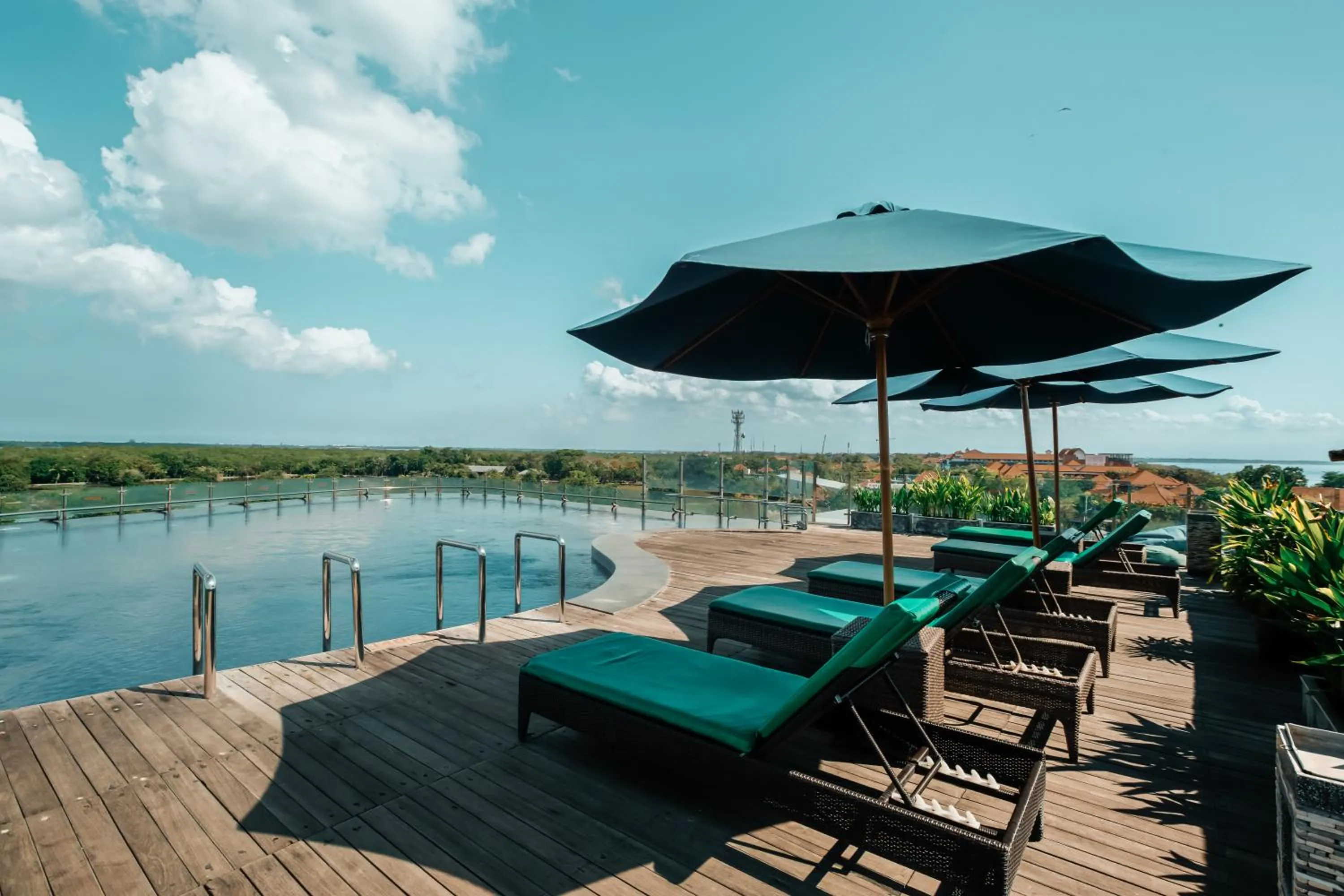 Swimming pool in The Nest Hotel Nusa Dua