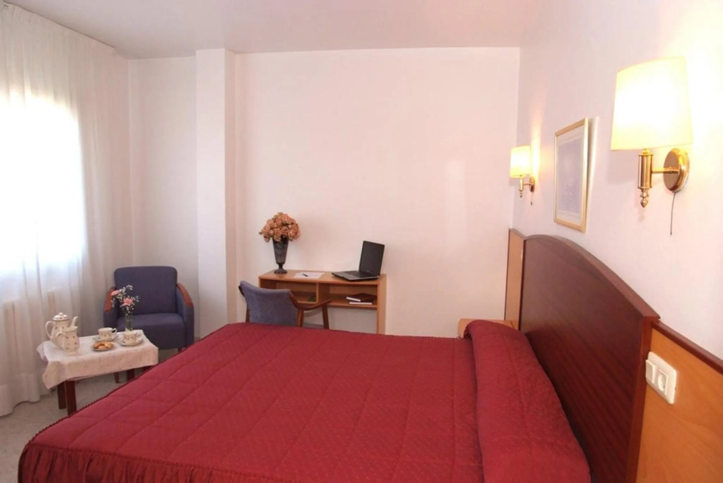 Bed in Hotel La Noyesa *** Superior