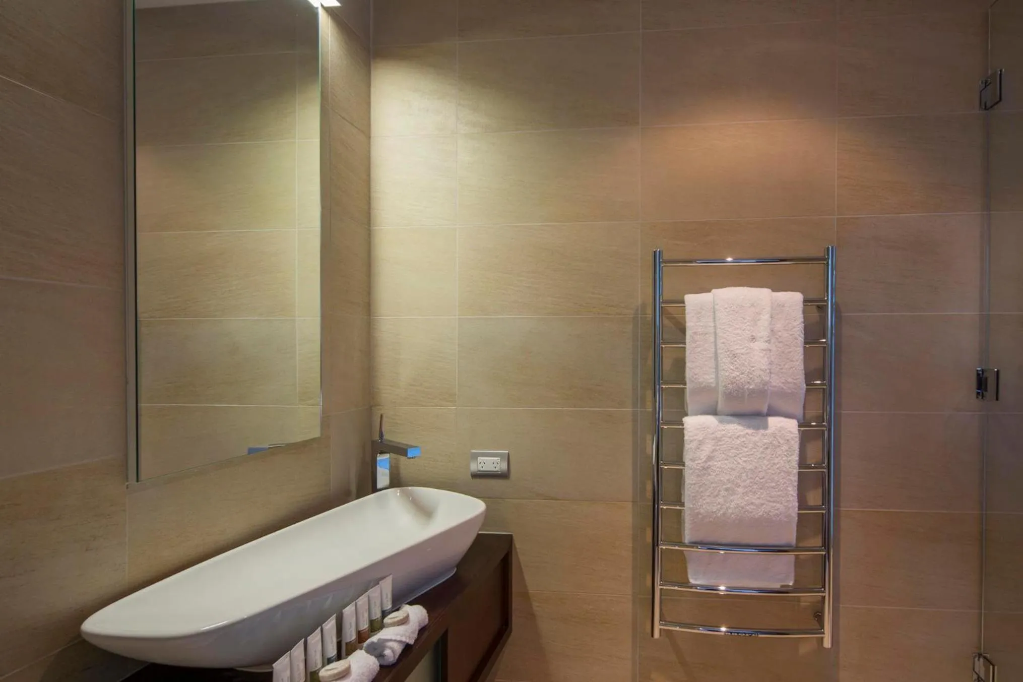 Bathroom in Villa De Luxe, a Relax it's Done luxury holiday home