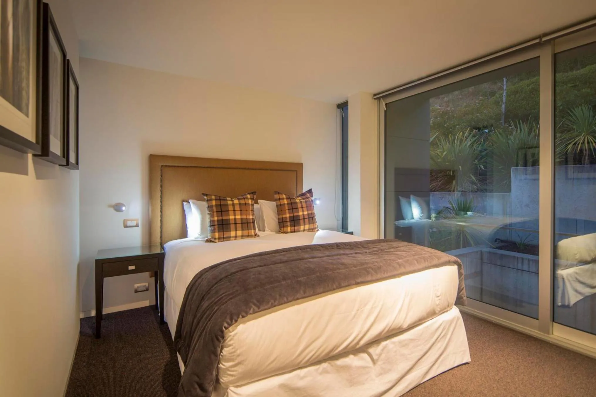 Bed in Villa De Luxe, a Relax it's Done luxury holiday home