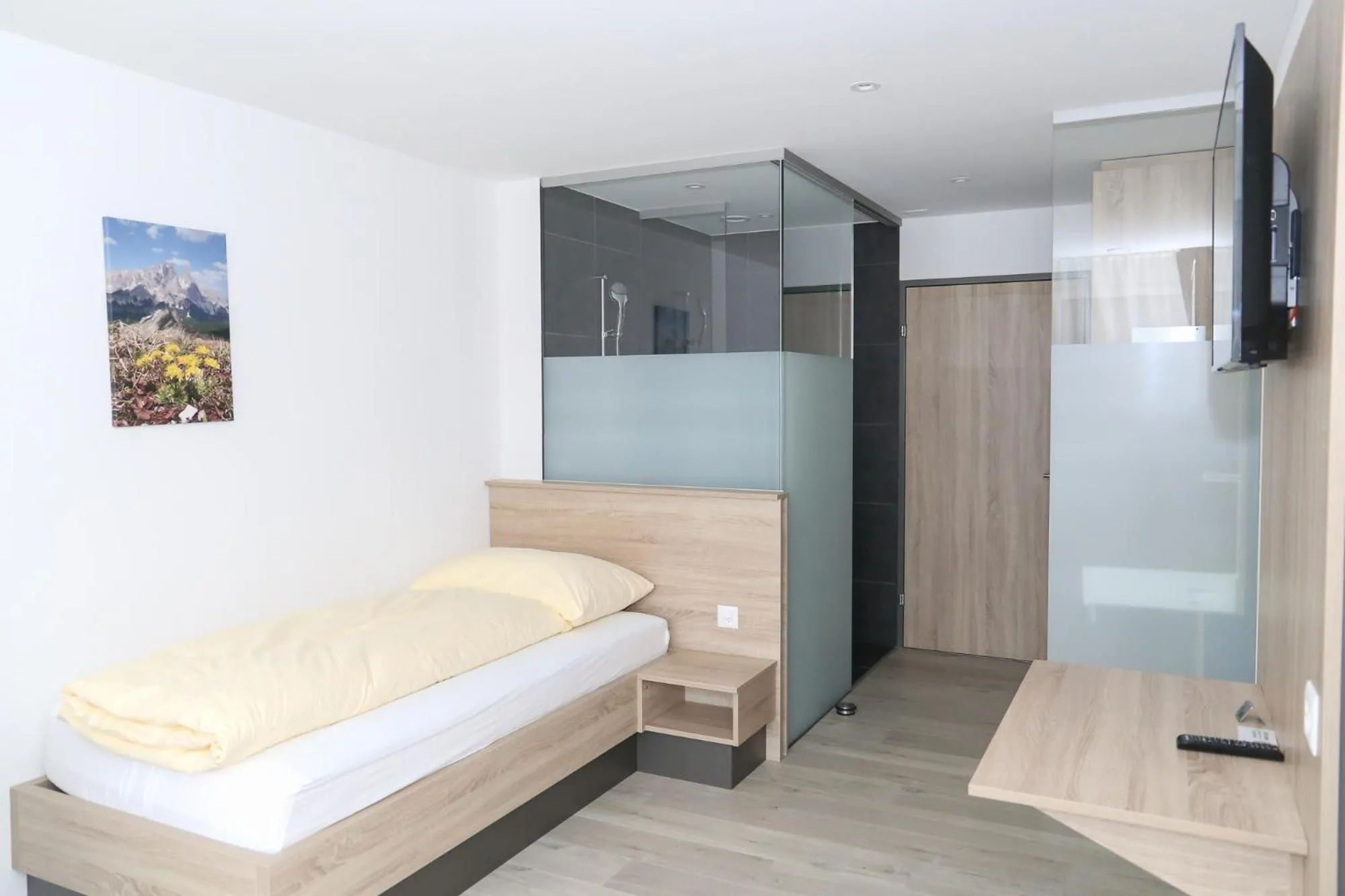 Bed in Hotel Traube Garni