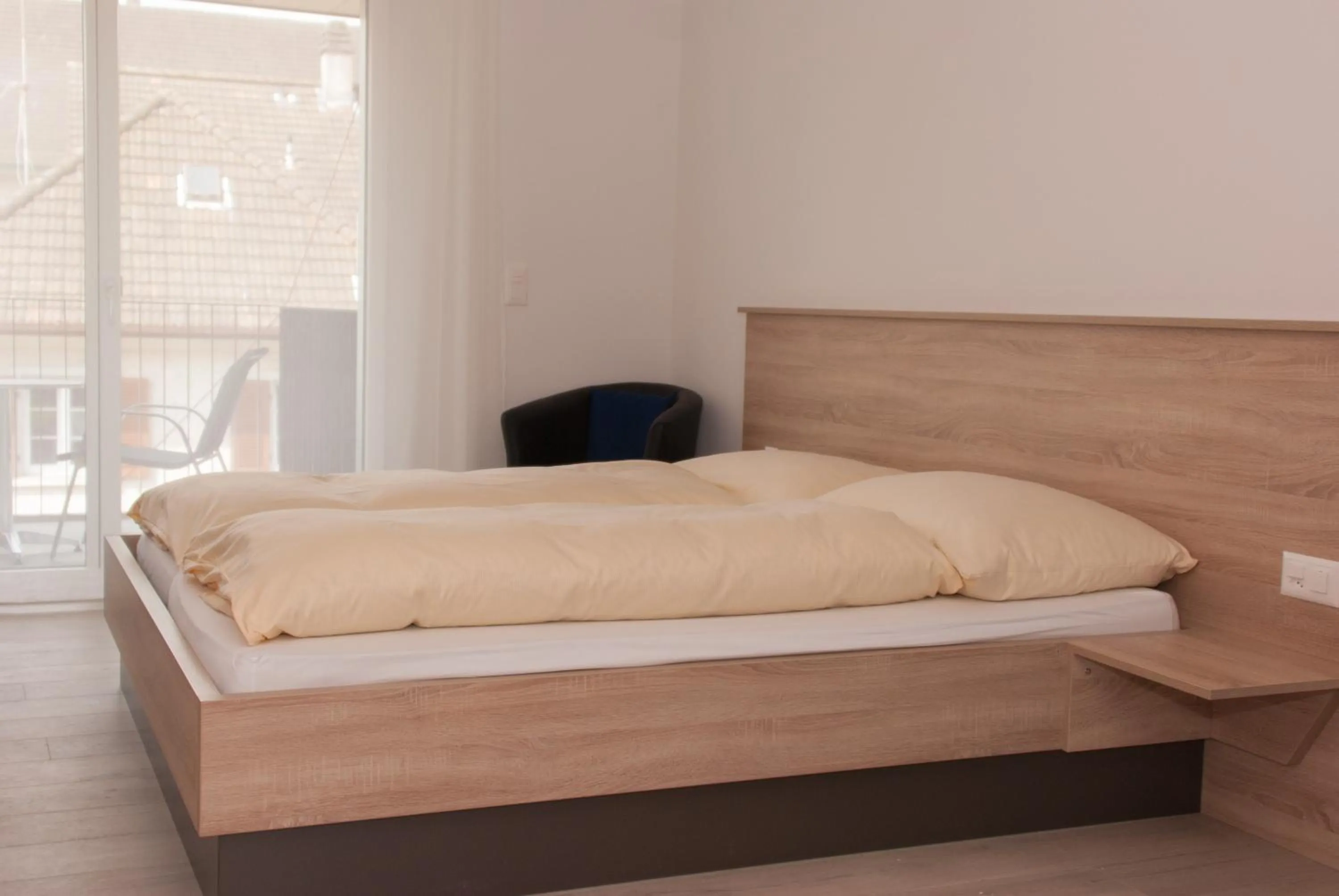 Bedroom, Bed in Hotel Traube Garni