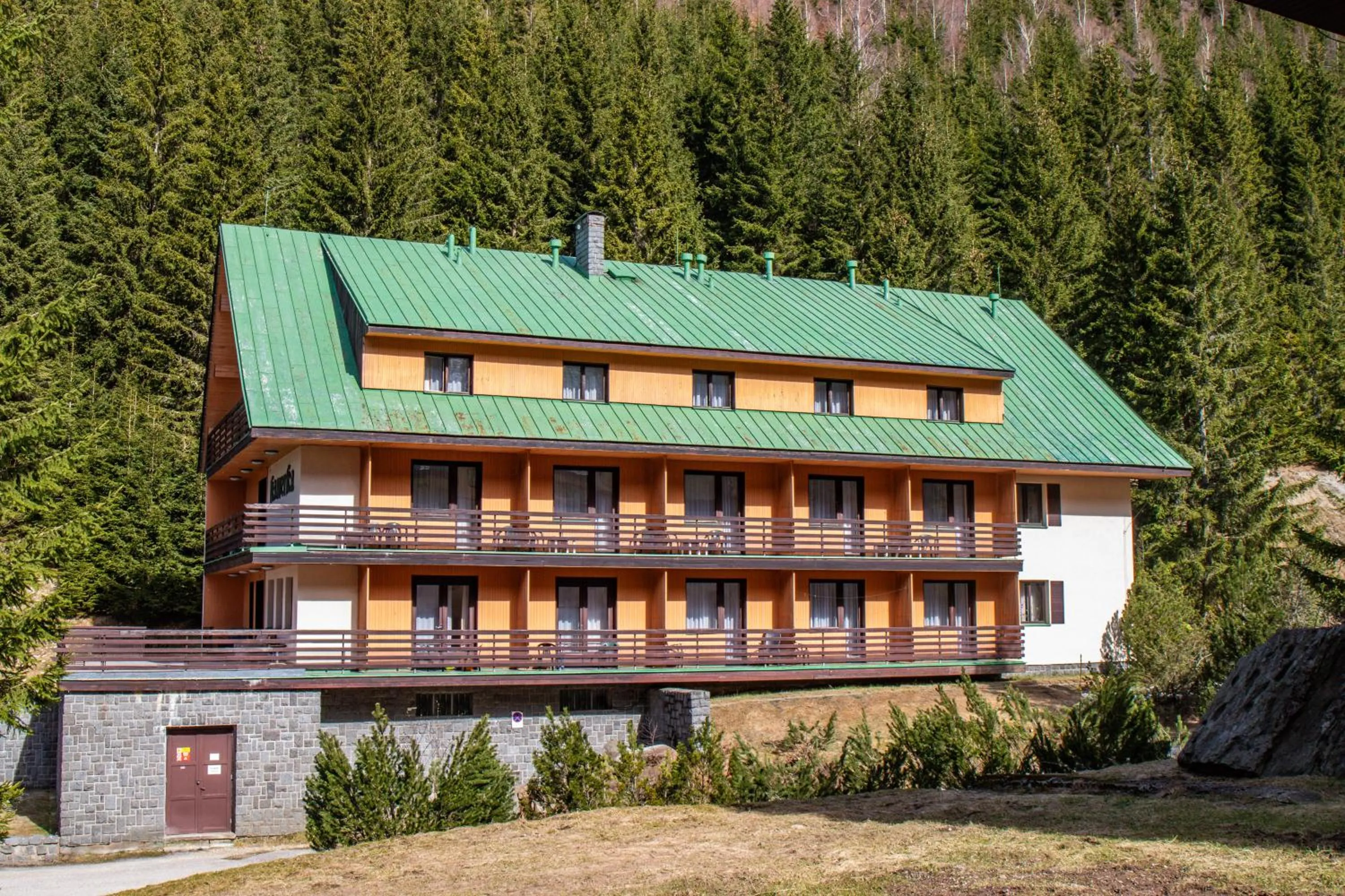 Property building in Hotel Esprit