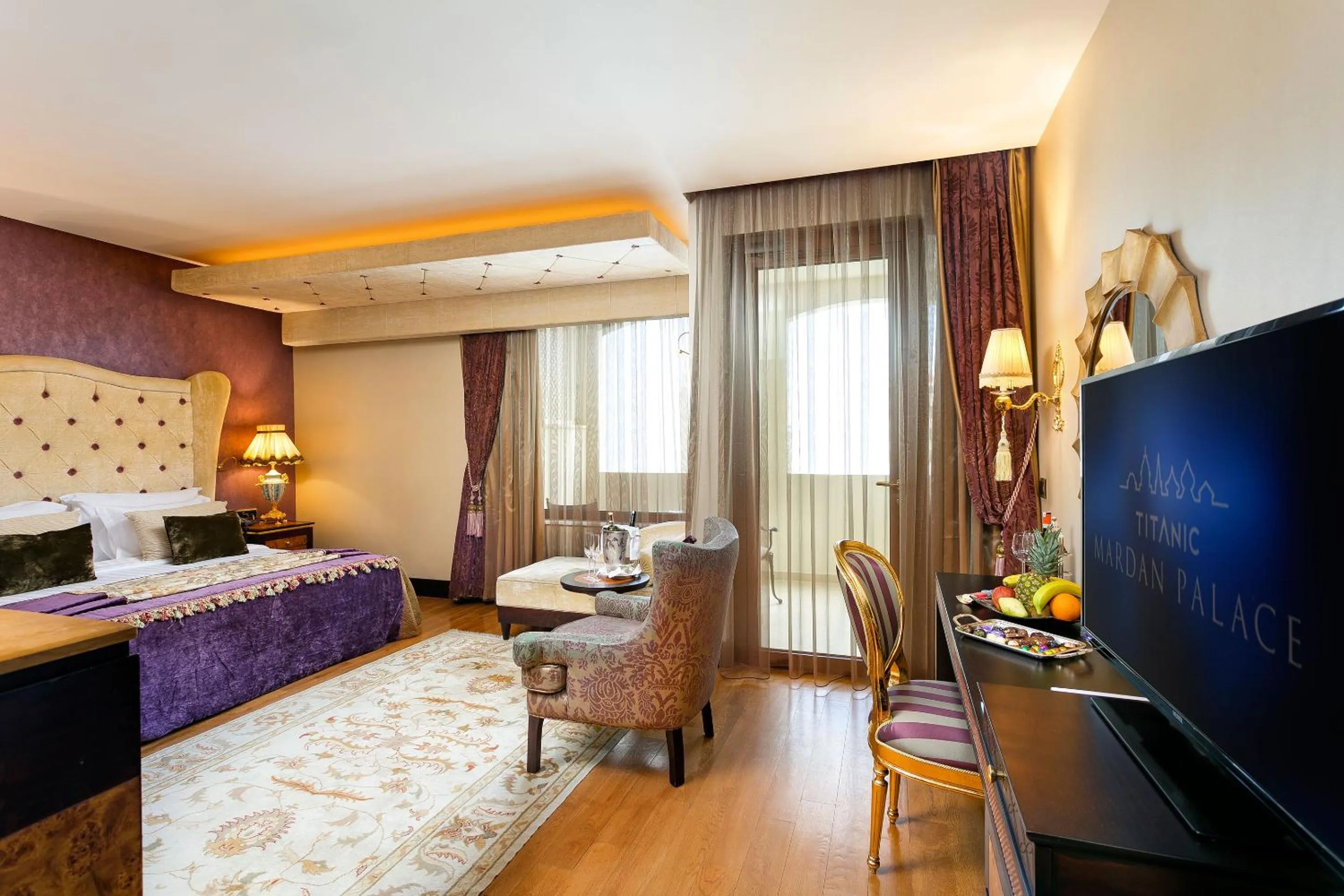 TV and multimedia, Bed in Titanic Mardan Palace