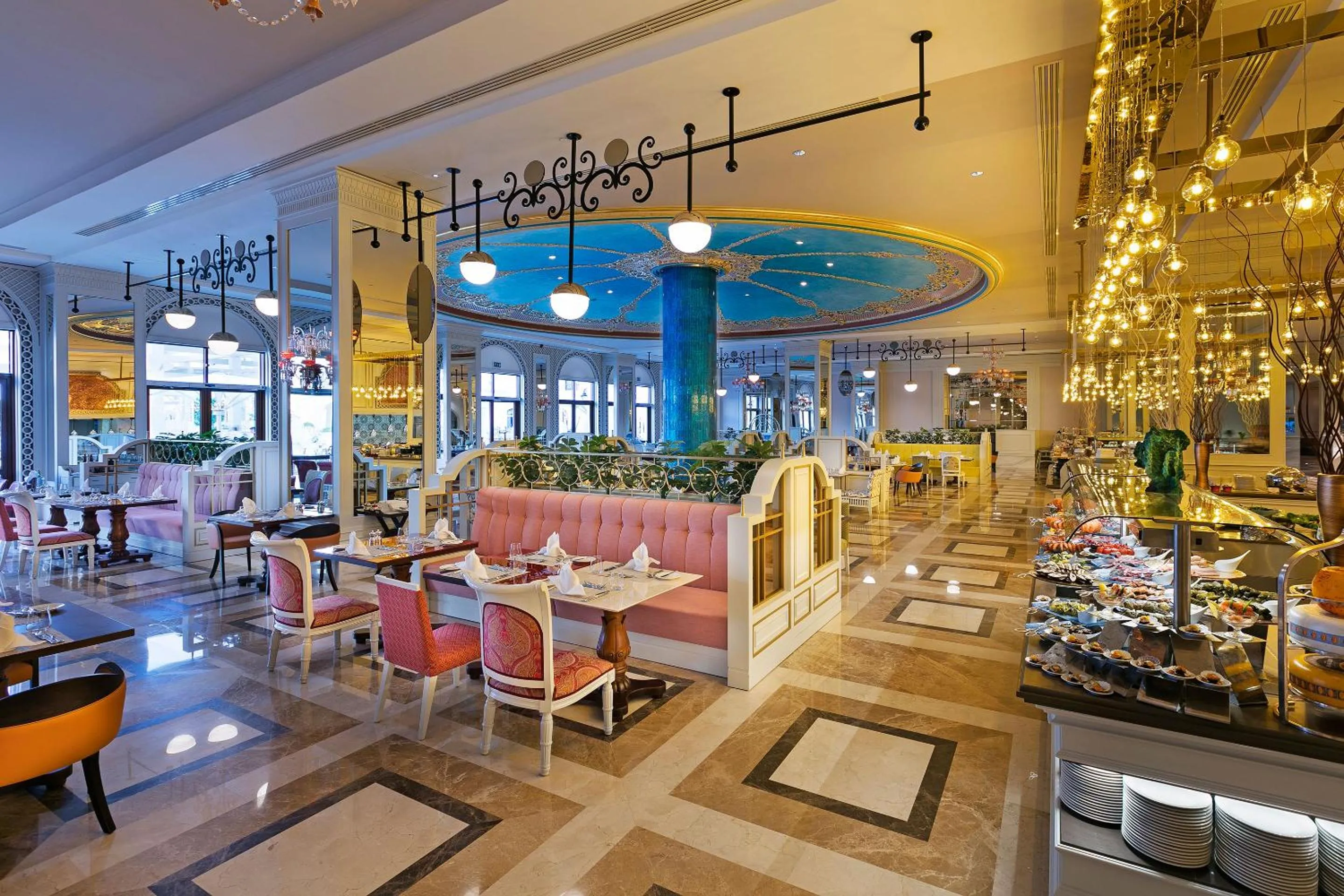 Restaurant/places to eat in Titanic Mardan Palace