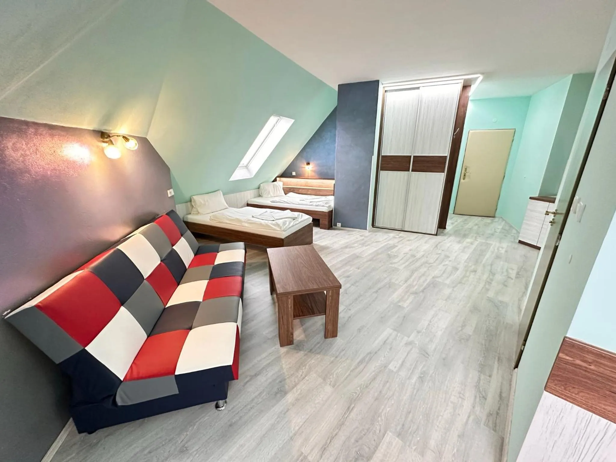 Seating area, Bed in Hotel N