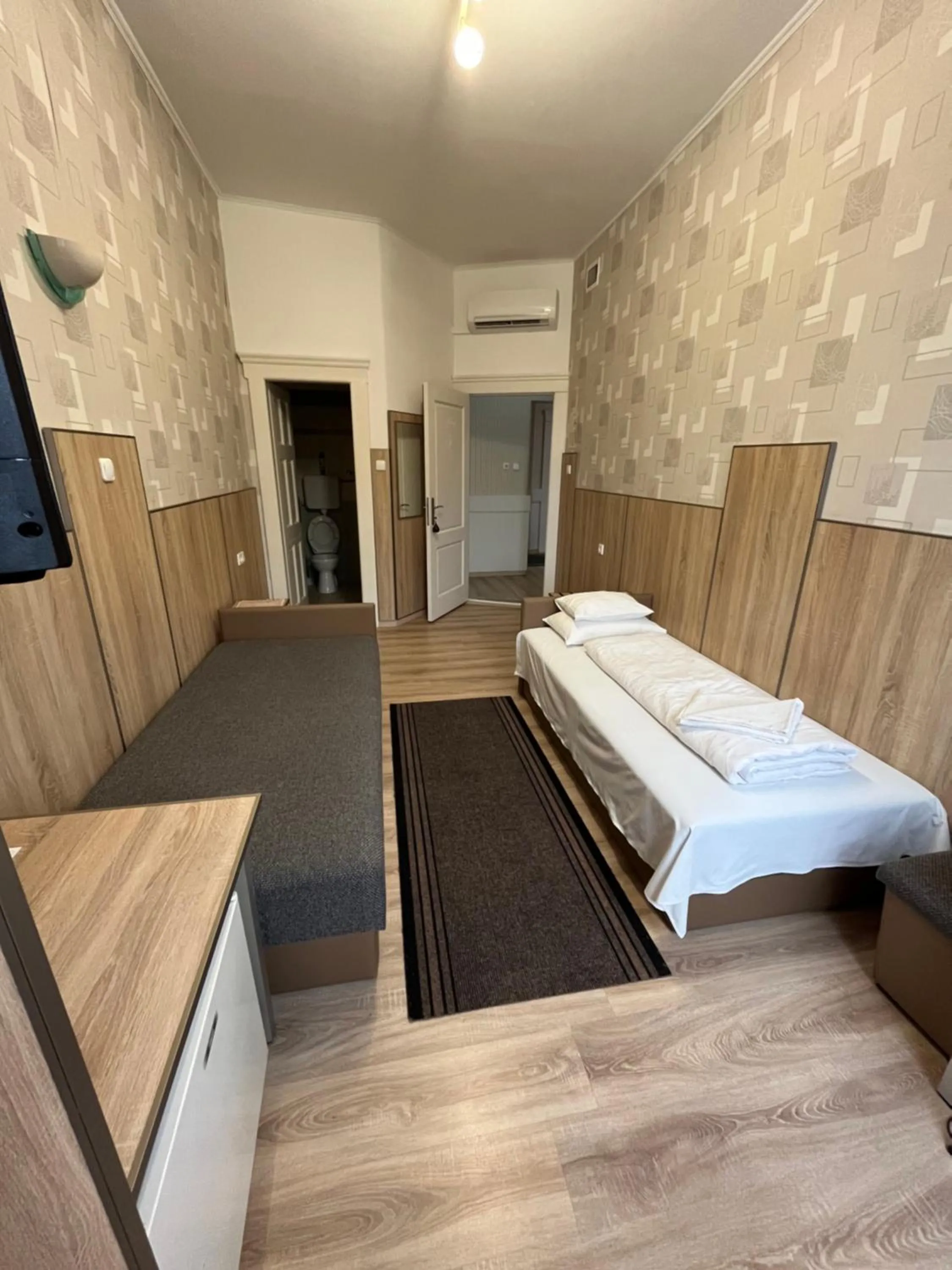 Bed in Korona Vendégház