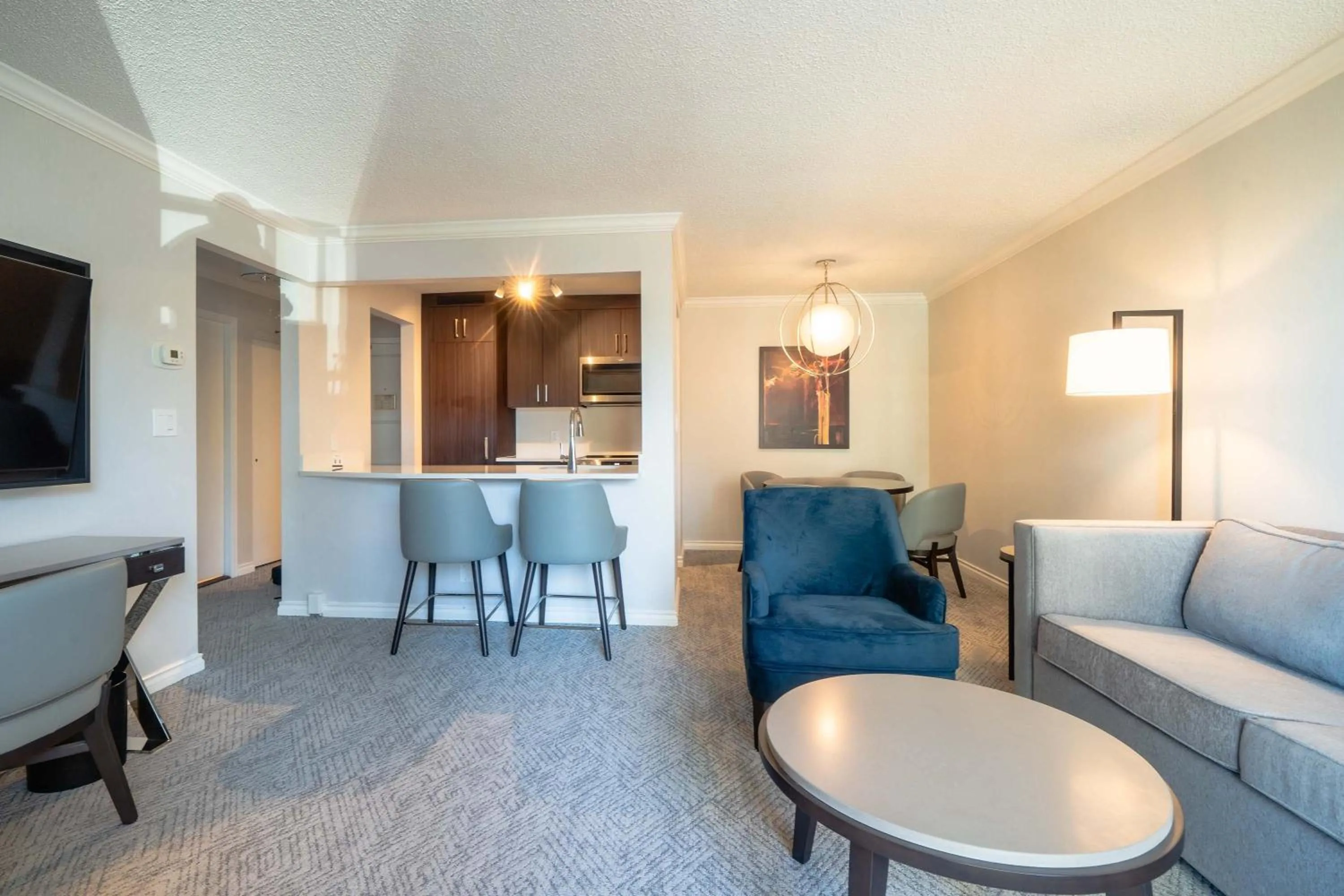 Photo of the whole room in La Grande Residence at the Sutton Place Hotel